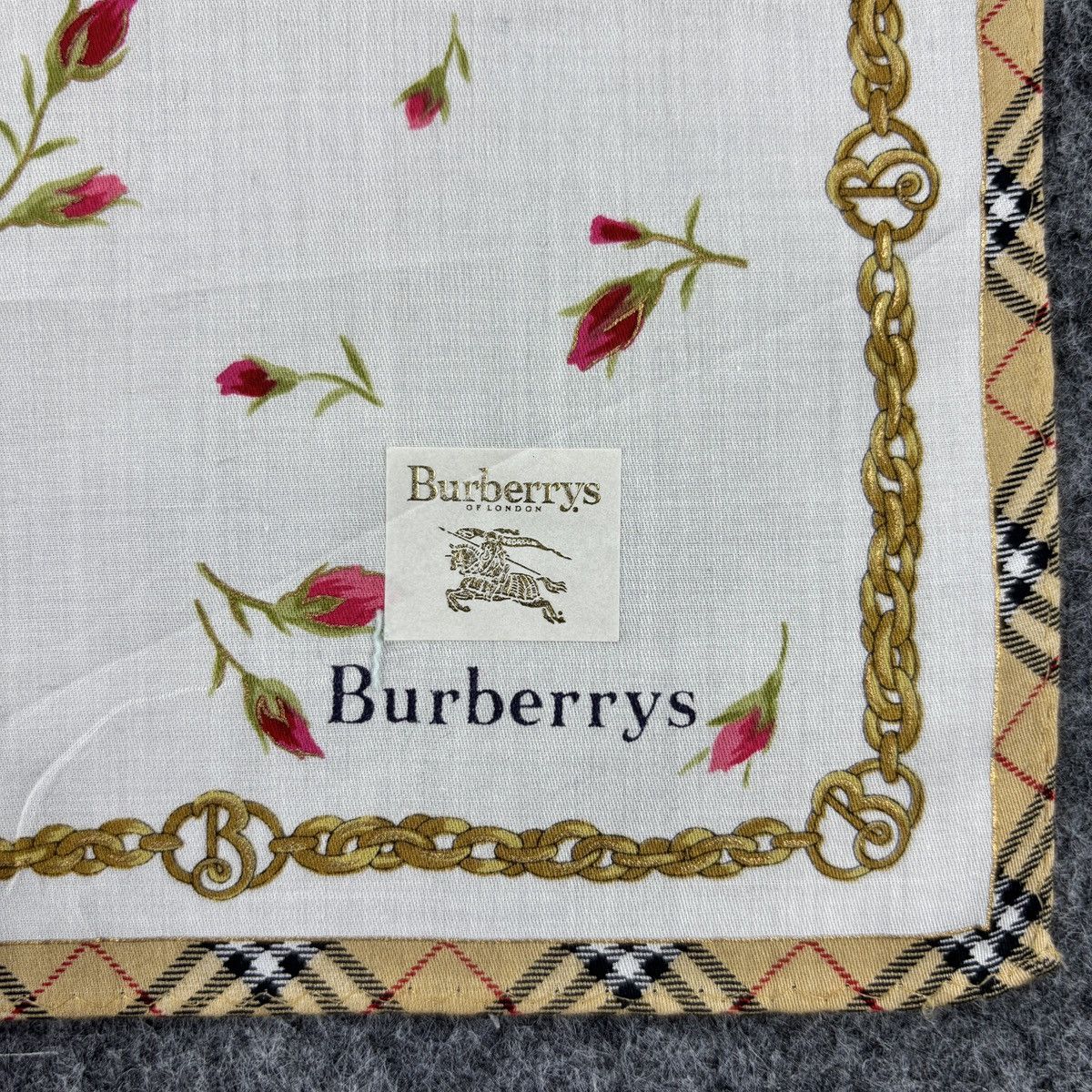 Burberry × Vintage Handkerchief # E003 # Bandana # Neckerchief Size ONE SIZE - 2 Thumbnail