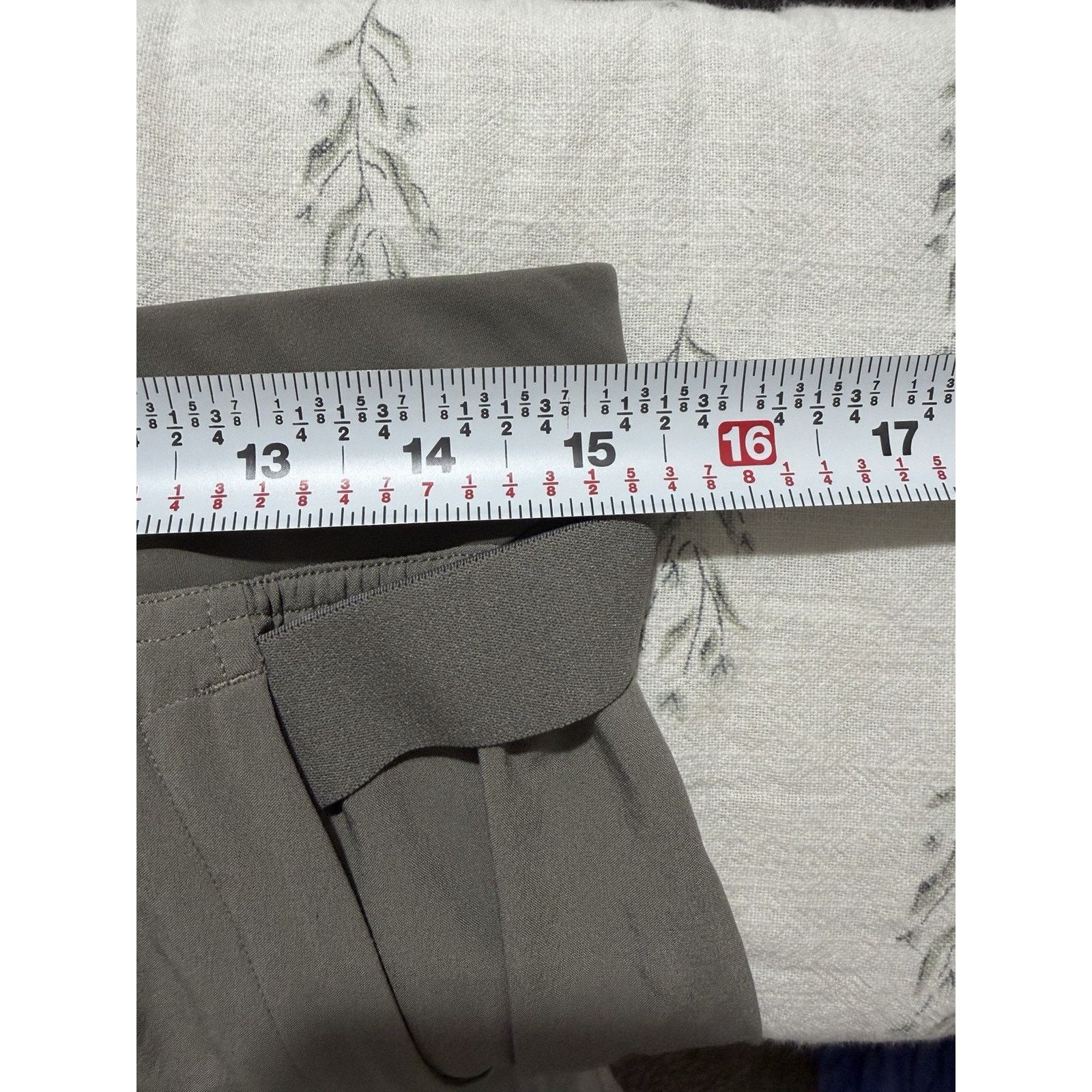 Lululemon Lululemon Adapted State High Rise Jogger Carbon Dust Sz 8 Size 30" / US 8 / IT 44 - 7 Thumbnail
