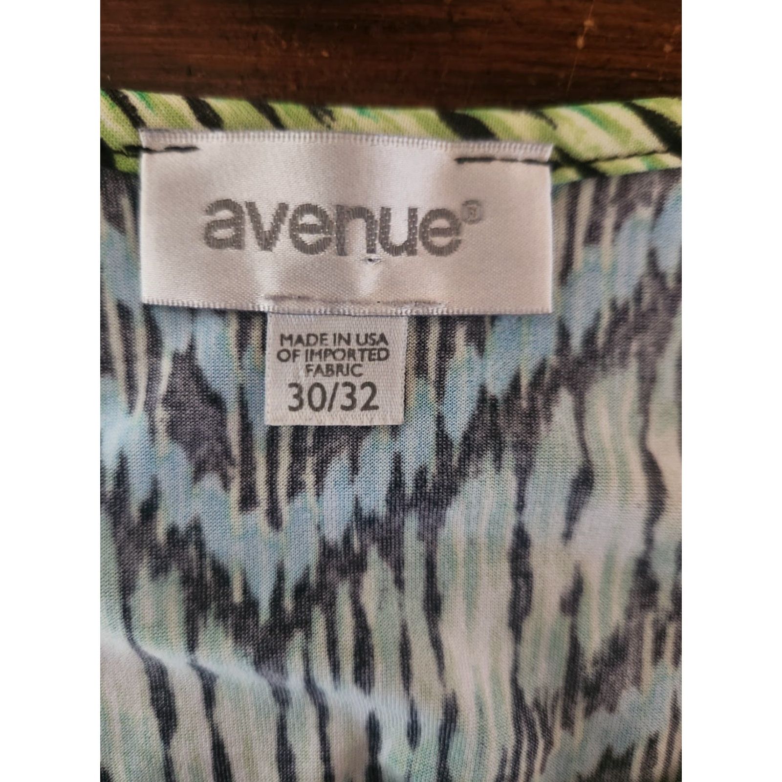 Avenue Avenue Blouse Women 4X Green Chevron Cap Sleeve Silky Top Plus Colorful Size XXL / US 16-18 / IT 52-54 - 5 Thumbnail