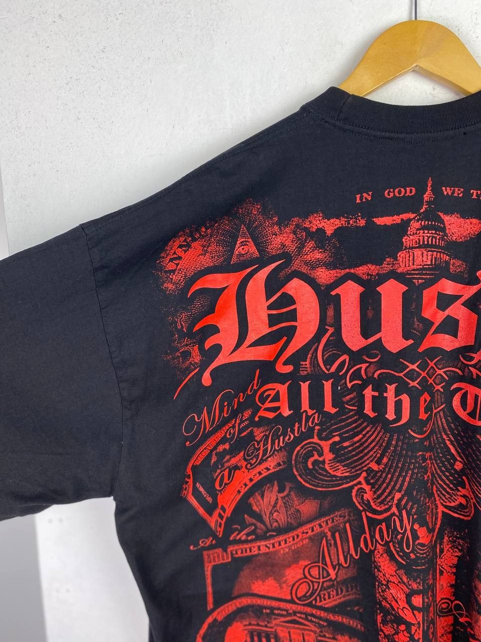 Vintage vintage hustle up hiphop all over print rap tee Size US XXL / EU 58 / 5 - 9 Thumbnail