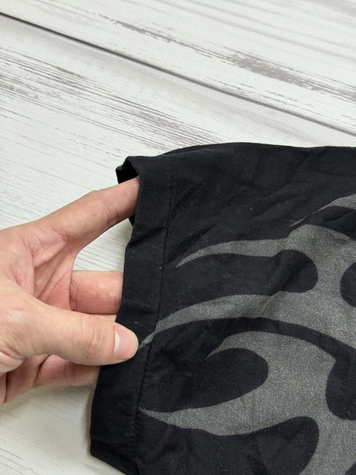 Fruit Of The Loom 90s Skull Tribal T shirt single stich rare jnco affliction Size US L / EU 52-54 / 3 - 5 Thumbnail