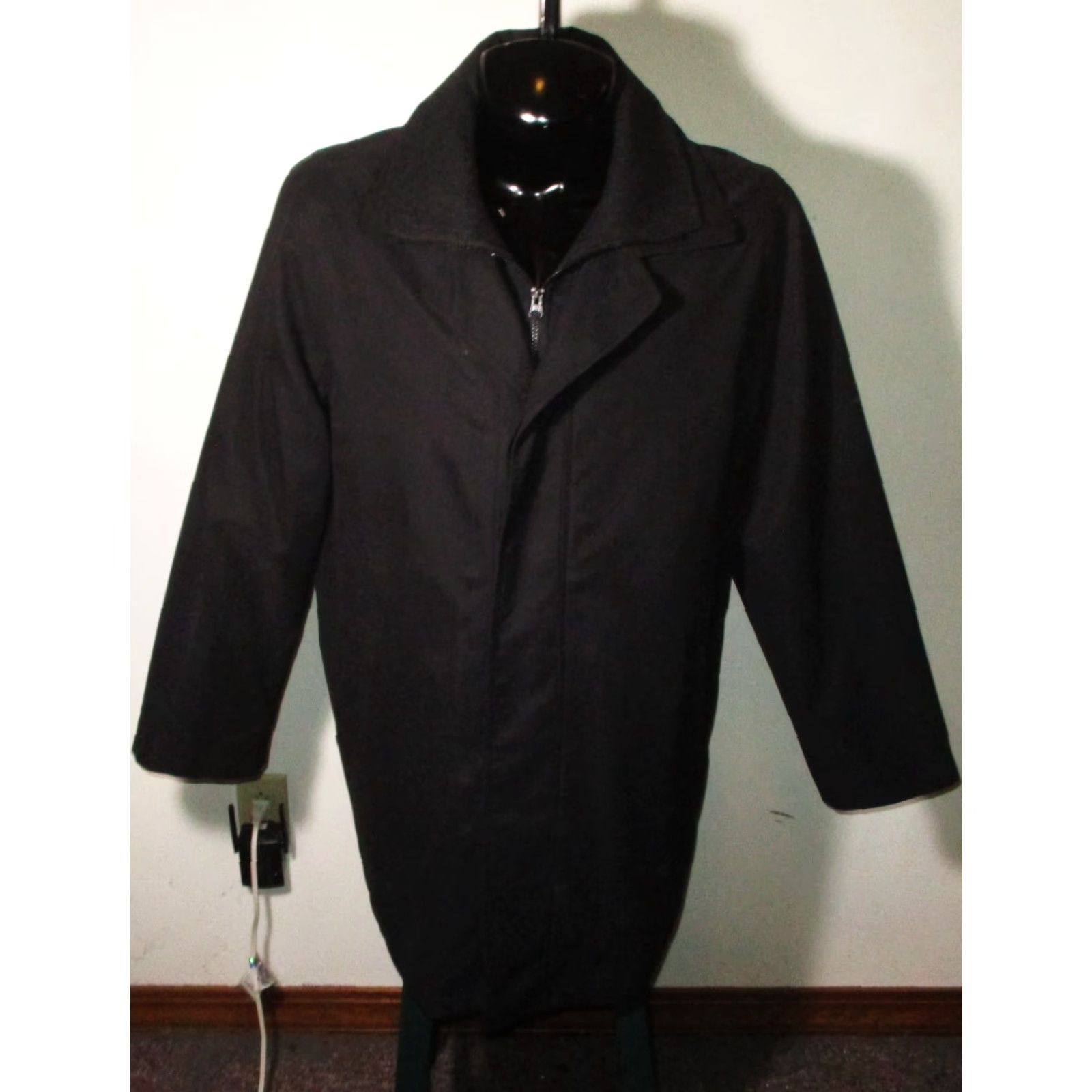Ralph Lauren LAUREN Ralph Lauren Black Full Zip Insulated Coat Men 42R 42 Reg. Jacket/Casual Size US XS / EU 42 / 0 - 2 Thumbnail