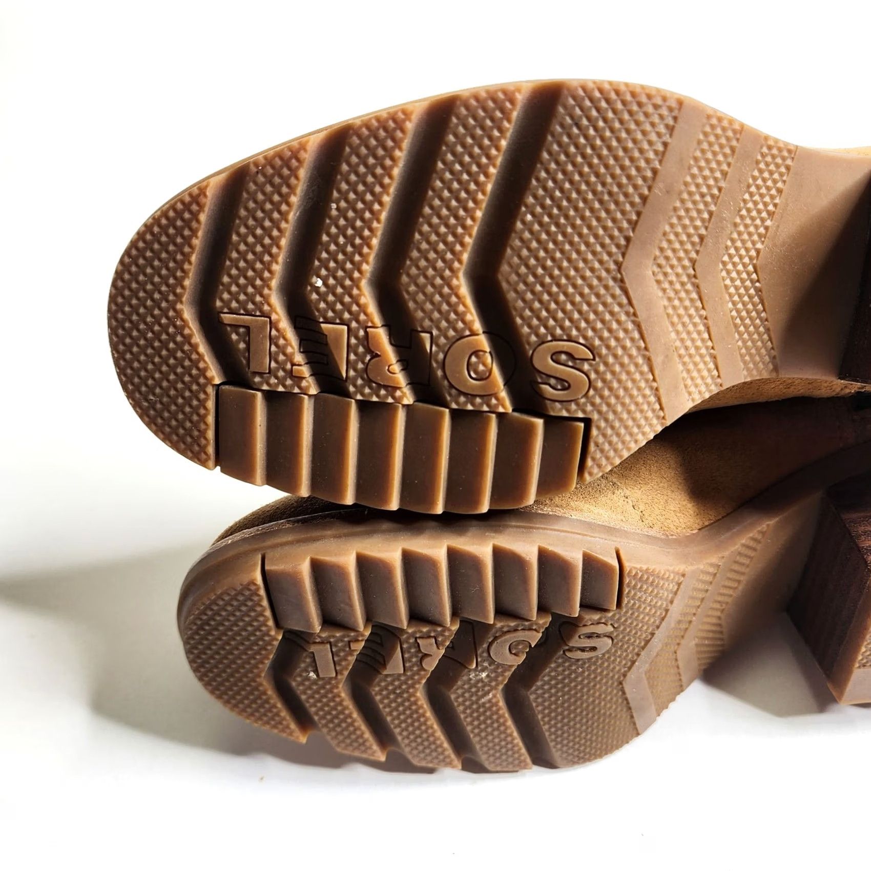 SOREL VINTAGE? No. Sorel Cate Waterproof Suede Block Heel Bootie Side Zip Camel Brown 7 Womens Ankle Boots Folded for 5.5" Shaft Height? Size US 7 / IT 37 - 6 Thumbnail