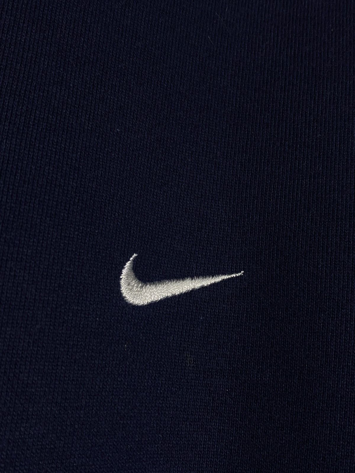 Nike 🔥 Vintage Nike Y2k Swoosh Logo Boxy Sweatshirt Navy Blue Size US M / EU 48-50 / 2 - 5 Thumbnail