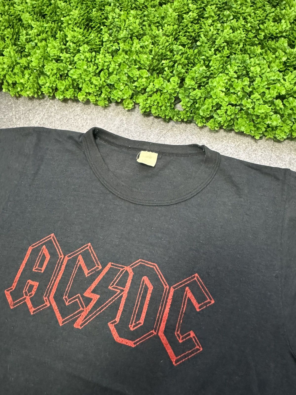 Band Tees Vintage 1979 T Shirt Highway To Hell European Tour T Shirt Size US M / EU 48-50 / 2 - 11 Thumbnail