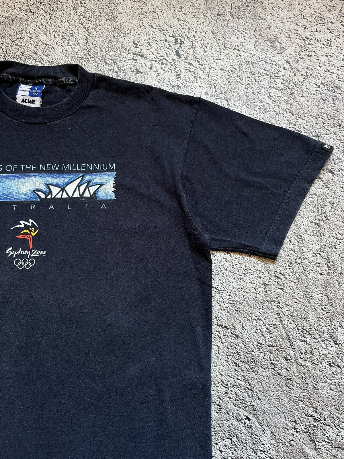 Other Sydney 2000 Olympics Vintage T-Shirt The Millennium Size US M / EU 48-50 / 2 - 4 Thumbnail