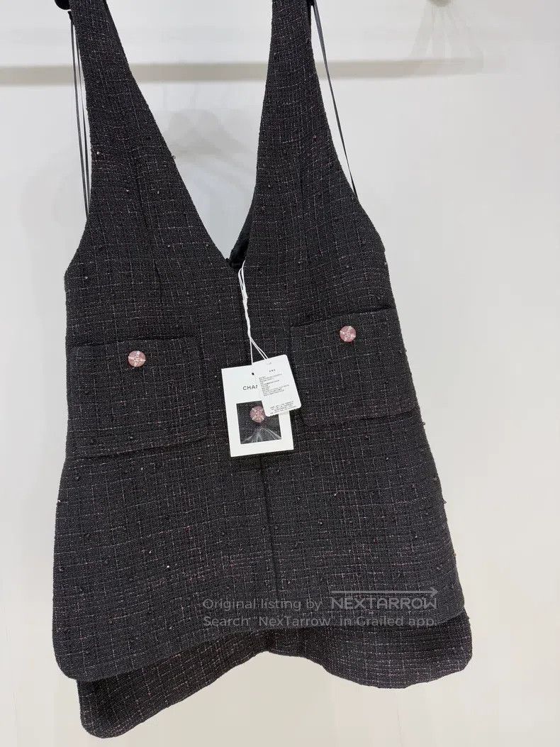 Chanel Chanel 24C small best beaded fabric fine glitter coarse tw Size XXS / US 00 / IT 34 - 2 Thumbnail