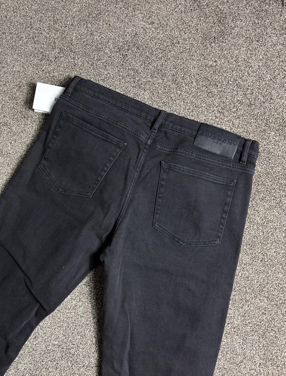 Givenchy Givenchy Distressed Jeans Size US 33 - 2 Thumbnail