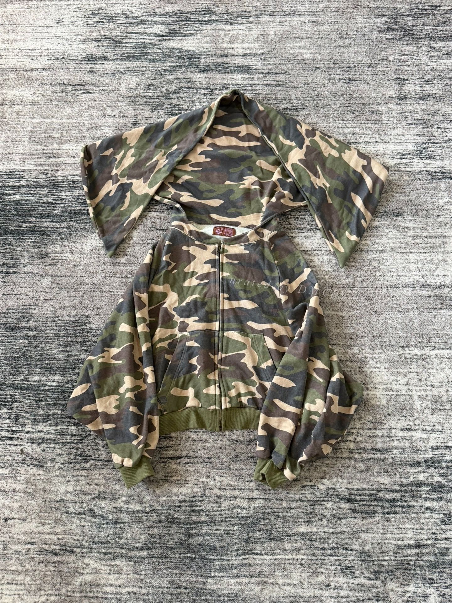 Praying Praying Camouflage Zip-Up Hoodie Size US S / EU 44-46 / 1 - 1 Thumbnail
