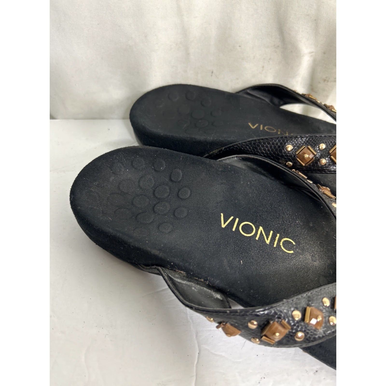 Vionic Vionic Womens Sandal Floriana Slip On Thong Black Studded Beaded Embellished Arch Support Casual Shoes 9 Womens Size US 9 / IT 39 - 4 Thumbnail