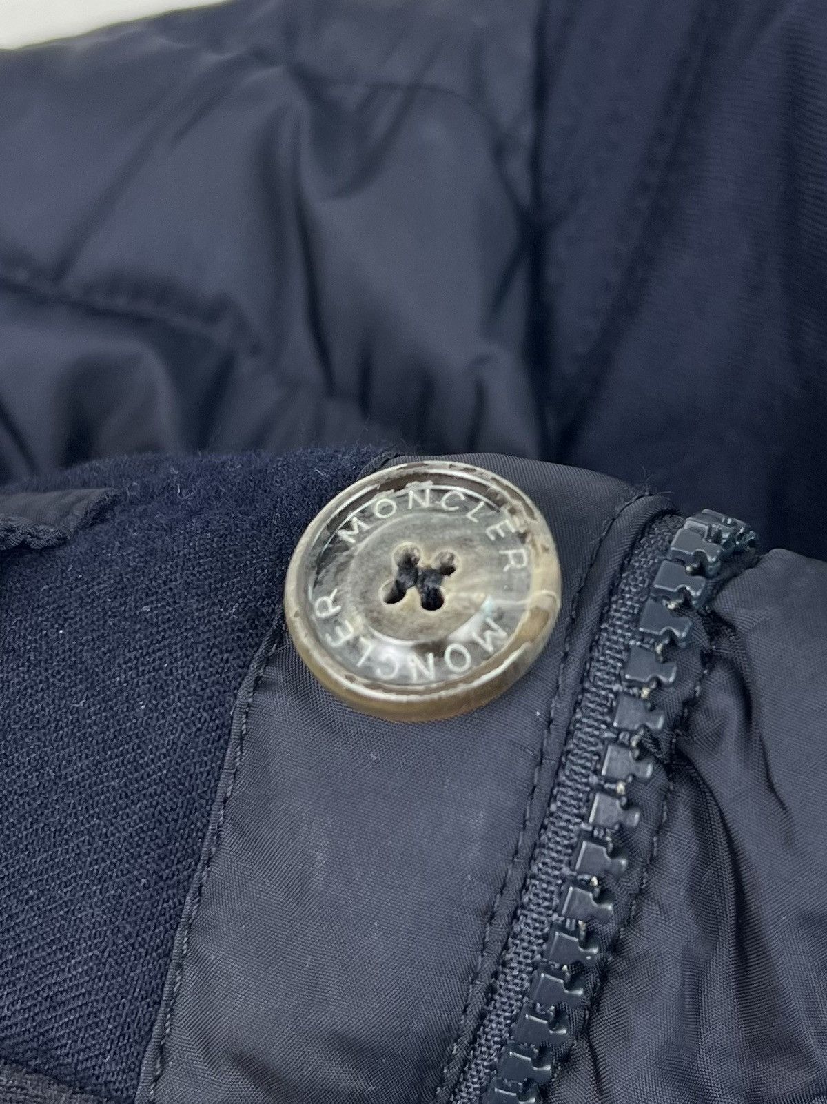 Moncler MONCLER Jacket Down Puffer BLAIS GIUBBOTTO Patch Logo Size US M / EU 48-50 / 2 - 21 Thumbnail