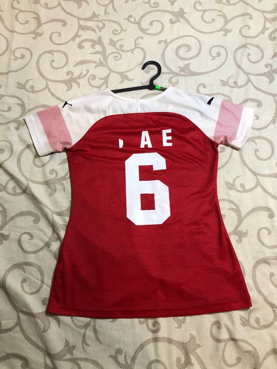 Puma Puma ARSENAL LONDON HOME WOMEN FOOTBALL SHIRT SOCCER JERSEY Size S / US 4 / IT 40 - 6 Thumbnail
