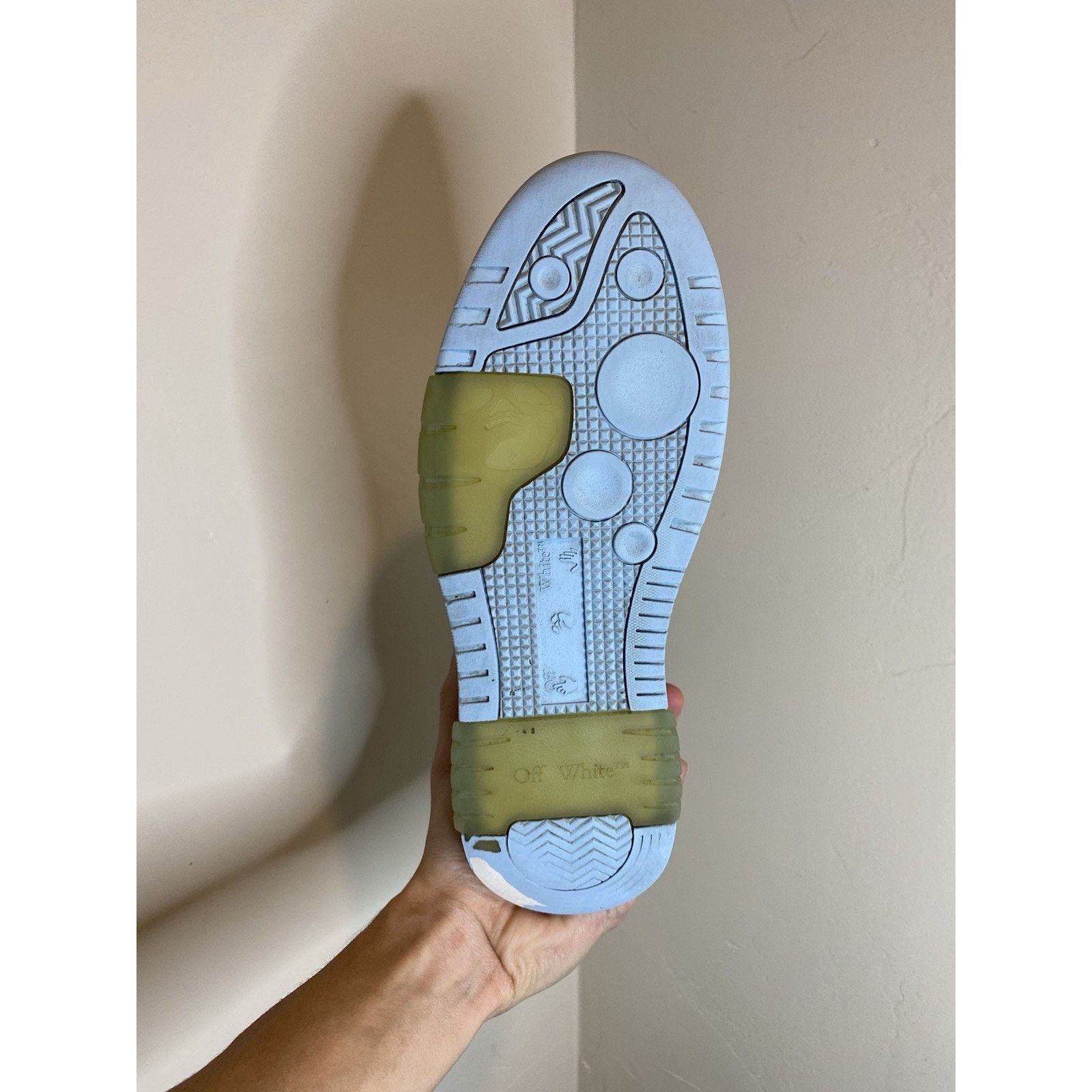 Off-White Size 41 (8 US) Off-White Out of Office 'UNC Blue White ' Size US 8 / EU 41 - 8 Thumbnail