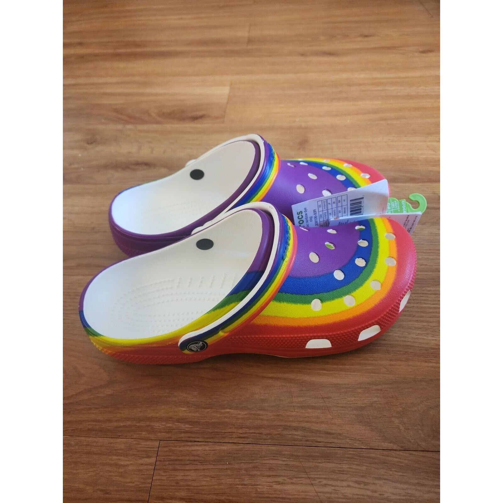 Crocs Crocs Classic Rainbow Dye Clog M10/W12 Pride Size US 10 / EU 43 - 2 Thumbnail