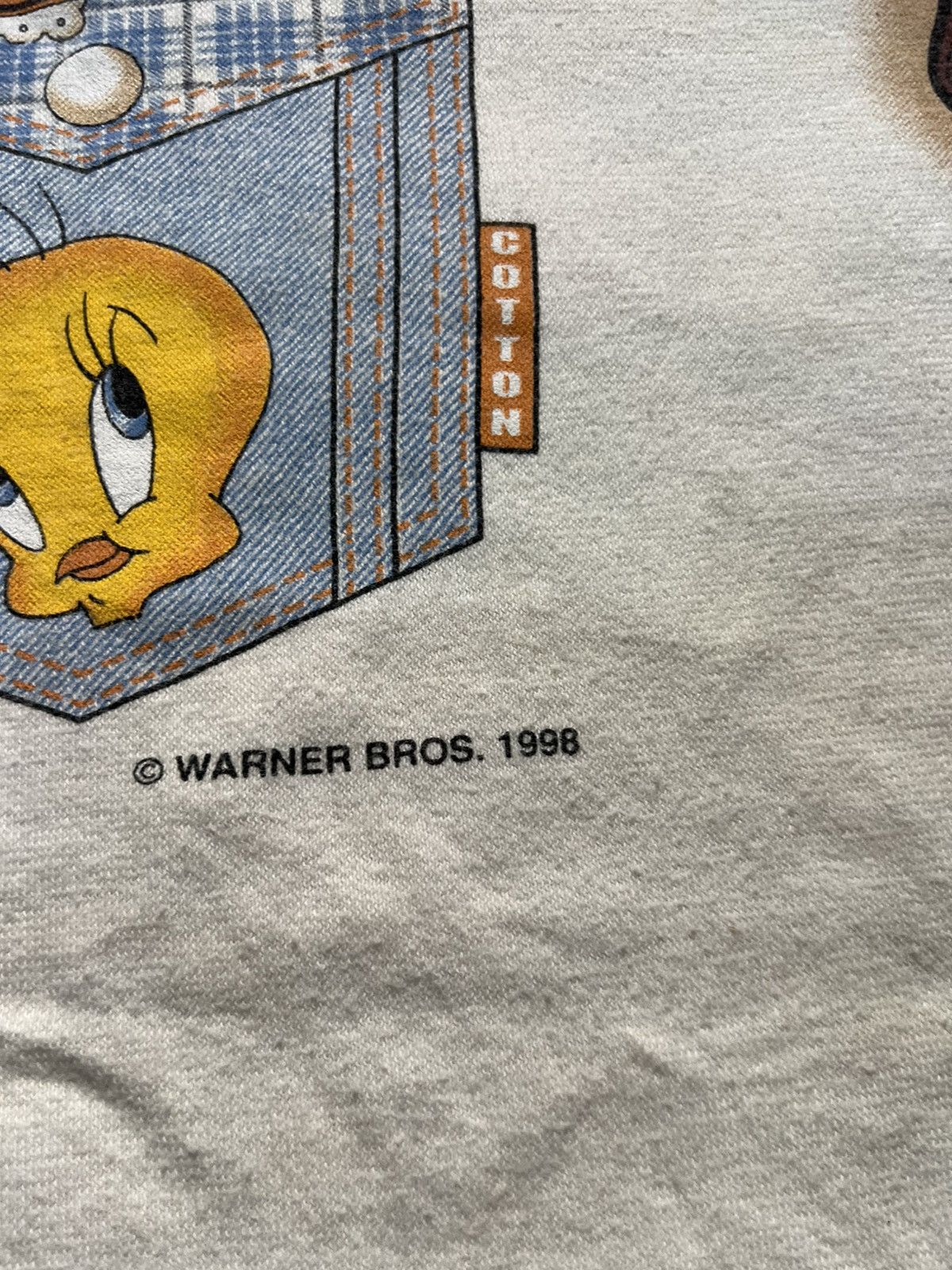Vintage Vintage 90s Looney Tunes tweety tshirt Size US L / EU 52-54 / 3 - 4 Thumbnail