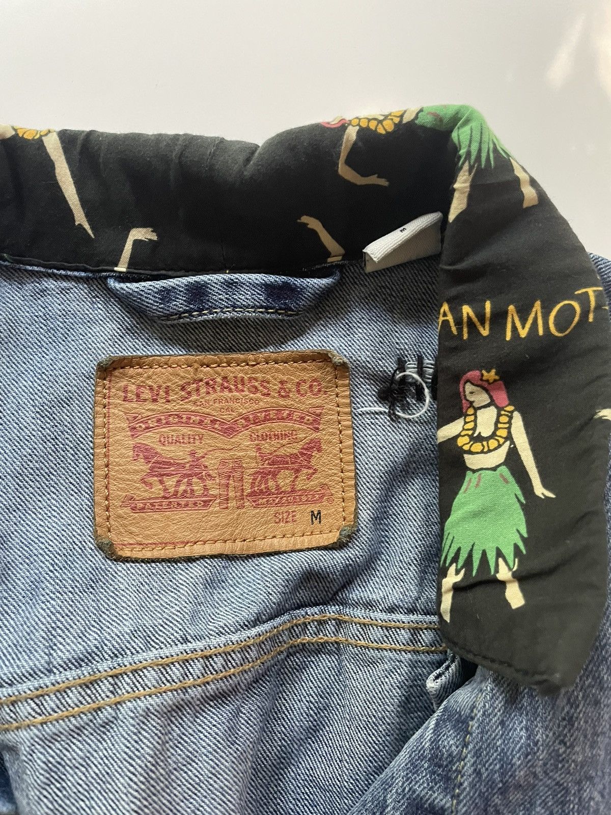 Levi's × Levi's Vintage Clothing 💥💥 Vintage Denim Jacket w/ Hawaii Detailing Size US M / EU 48-50 / 2 - 7 Thumbnail