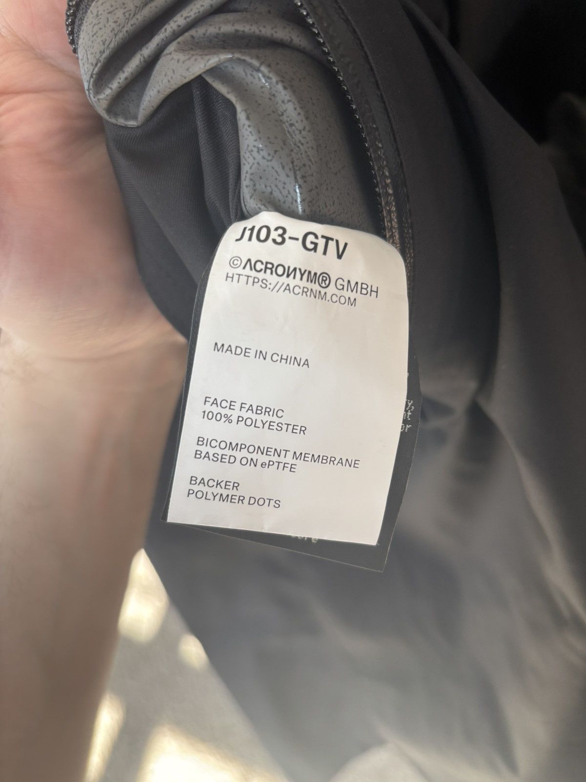 Acronym Acronym J103-GTV jacket size L Size US L / EU 52-54 / 3 - 9 Thumbnail