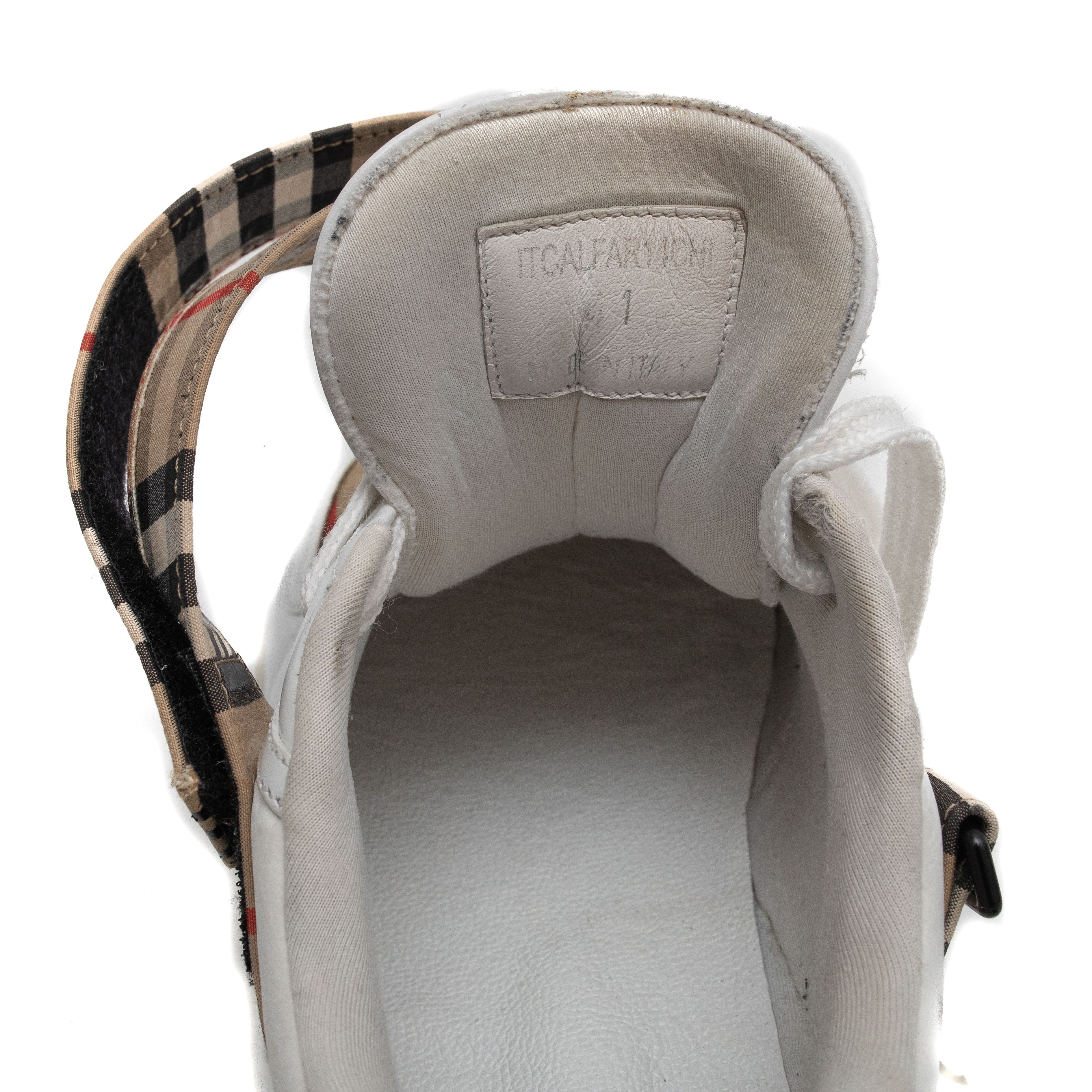 Burberry *No Tariff* BURBERRY Ronnie Low Check Sneakers Size US 8 / EU 41 - 9 Thumbnail