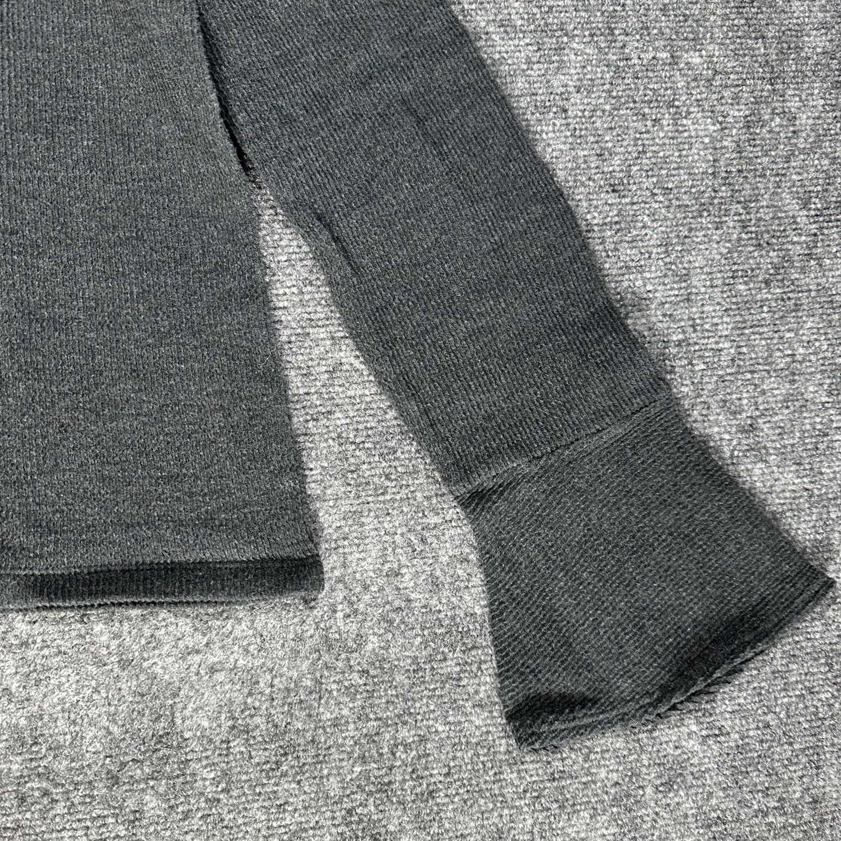 Madewell Madewell Top Womens Large Ruffle Cuff Ribbed Knit Top Long Sleeve Gray Size L / US 10 / IT 46 - 2 Thumbnail