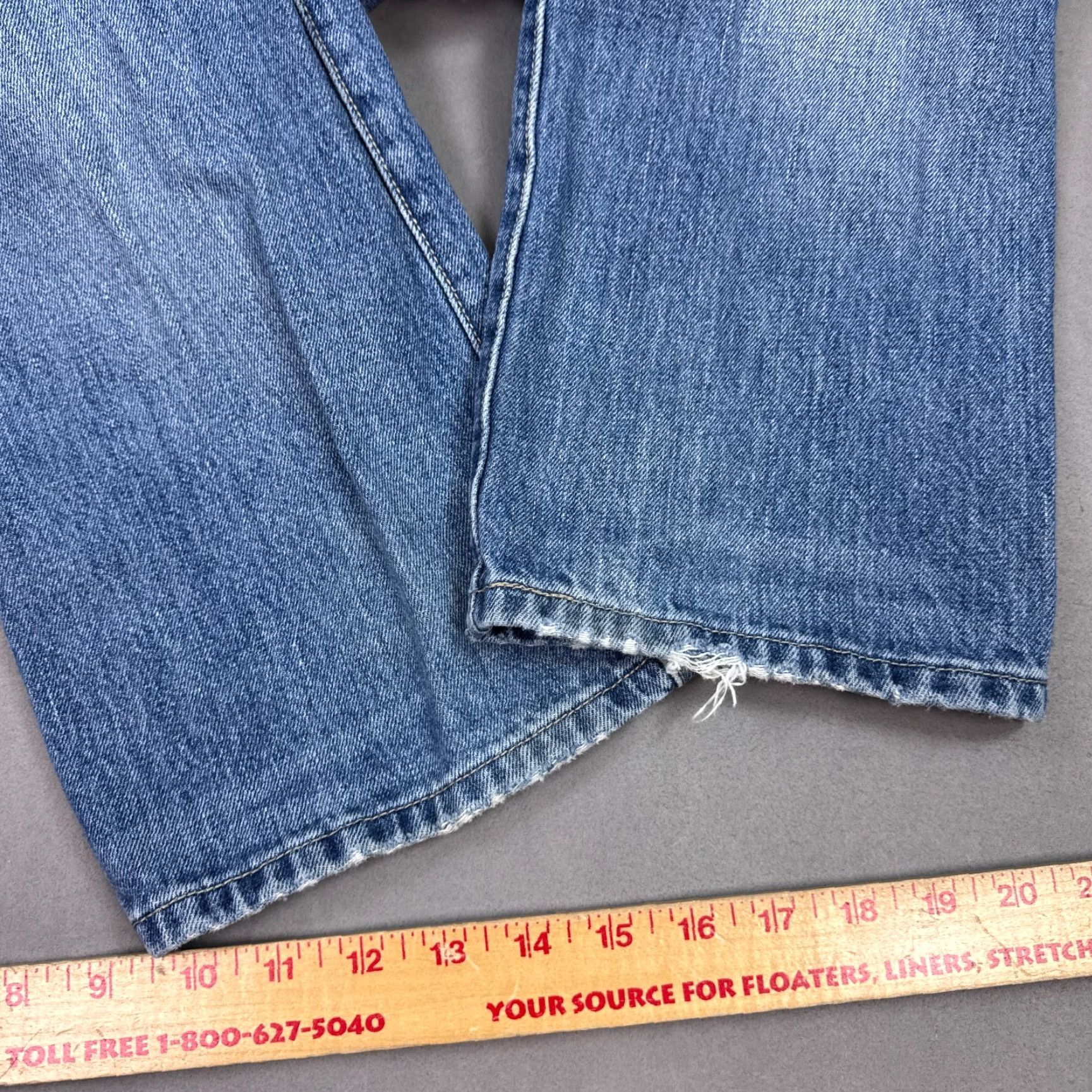 Levi's Levi's 501 Jeans Mens 32x32 Blue Thrashed Destroyed Button Fly Work Denim Straight 5-Pocket Classic Regular Waist 32in Inseam Jeans Mens Blue Size US 32 / EU 48 - 7 Thumbnail