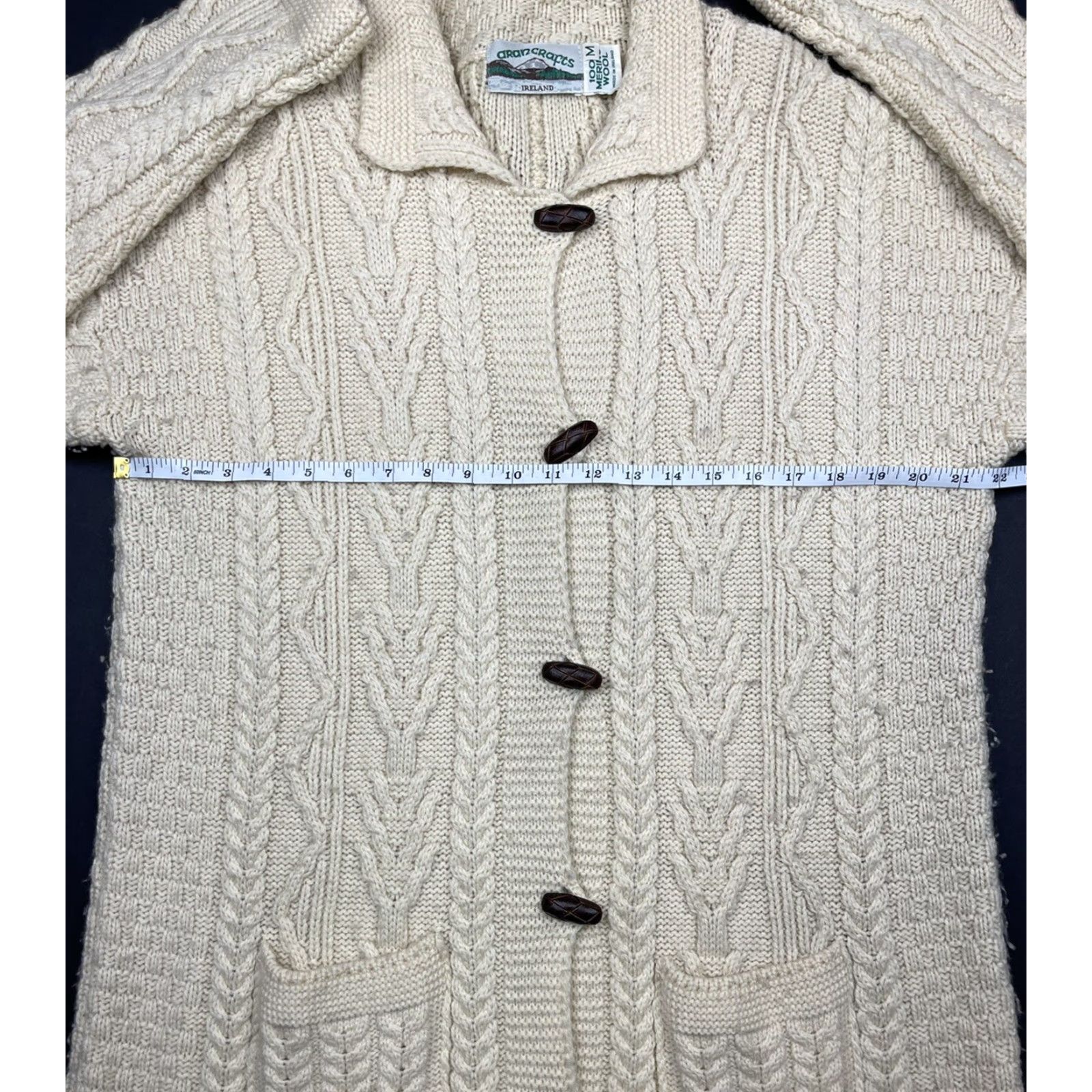 Vintage VINTAGE Aran Craft Cardigan Sweater Womens Merino Wool Ivory Long M Ireland Cable Knit with Pockets 100% Merino Wool Celtic Irish Pattern Womens Size M / US 6-8 / IT 42-44 - 5 Thumbnail