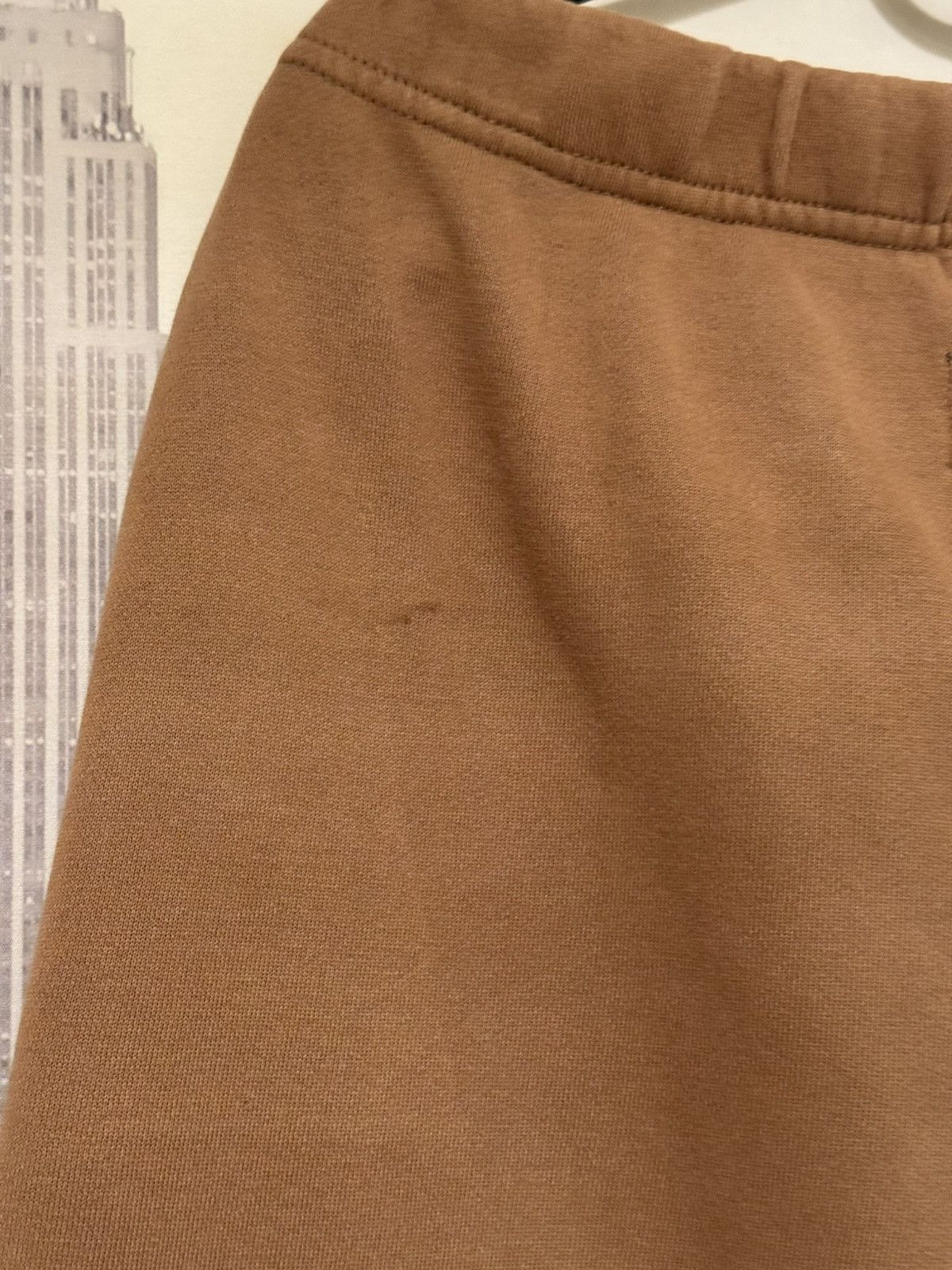 Fear of God OG Fear of God Essentials Sweatpants Tan SZ Medium🔥 Size US 32 / EU 48 - 9 Thumbnail