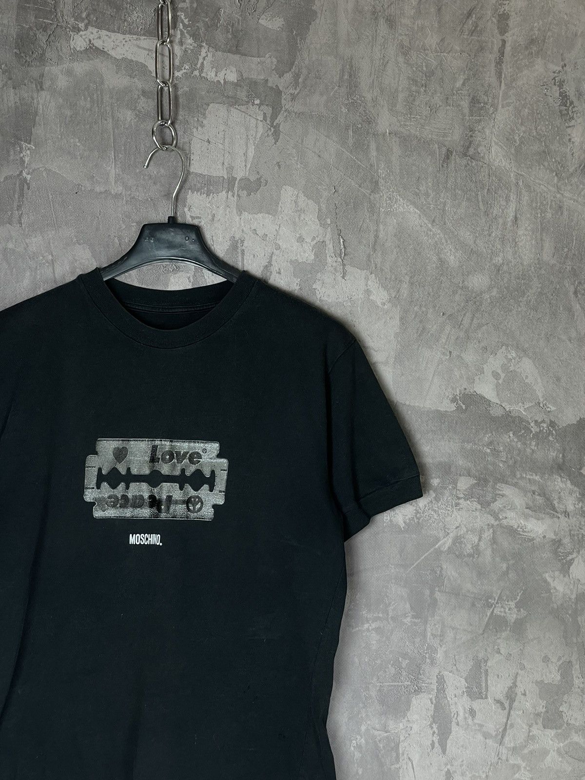 Moschino × Vintage Moschino Vintage 90s “Blade” Y2K T shirt Size L / US 10 / IT 46 - 3 Thumbnail