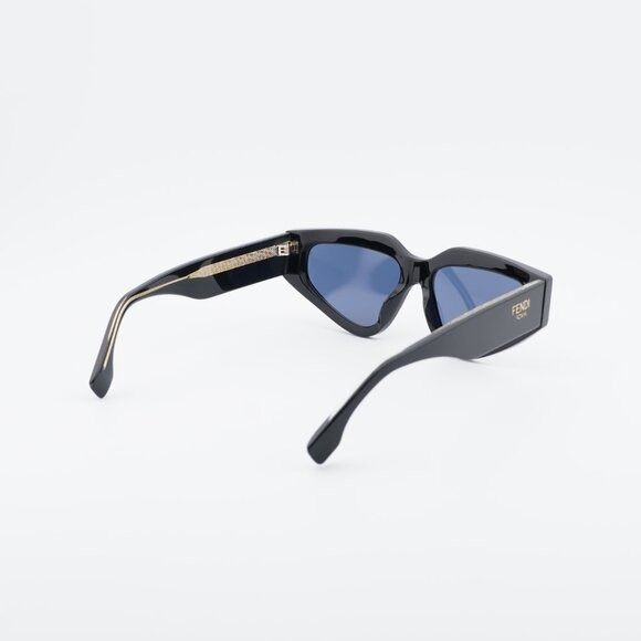 Fendi Fendi FE40163U 01V Sunglasses Shiny Black Cat Eye Frame Size ONE SIZE - 8 Thumbnail