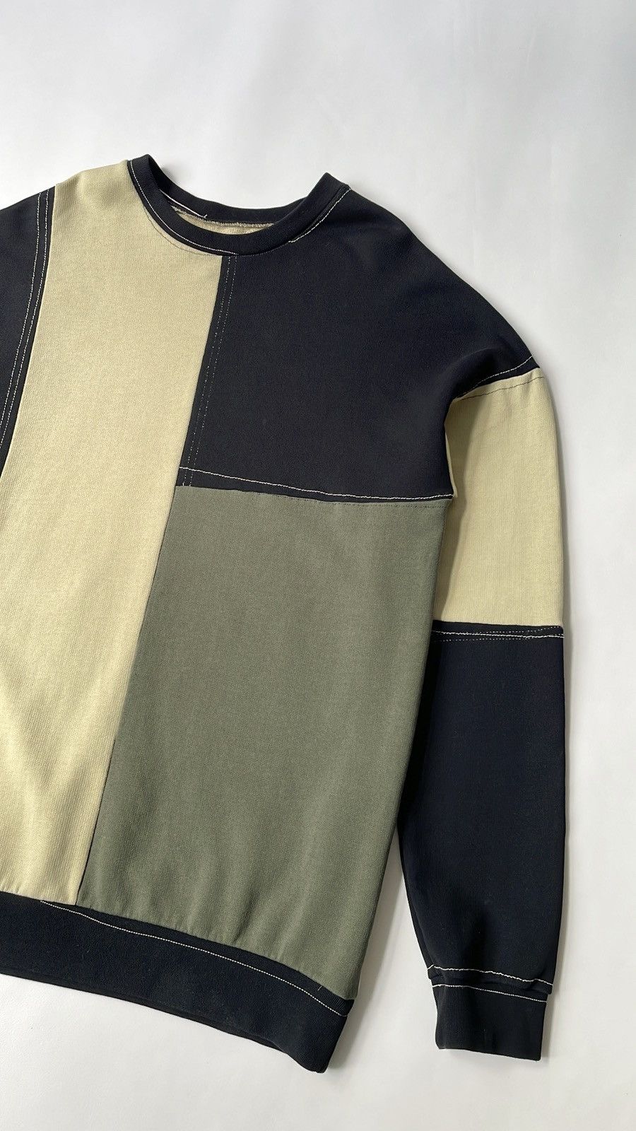 Maison Margiela A/W 17 ‘Reworked’ Oversized Sweatshirt Size US S / EU 44-46 / 1 - 10 Thumbnail