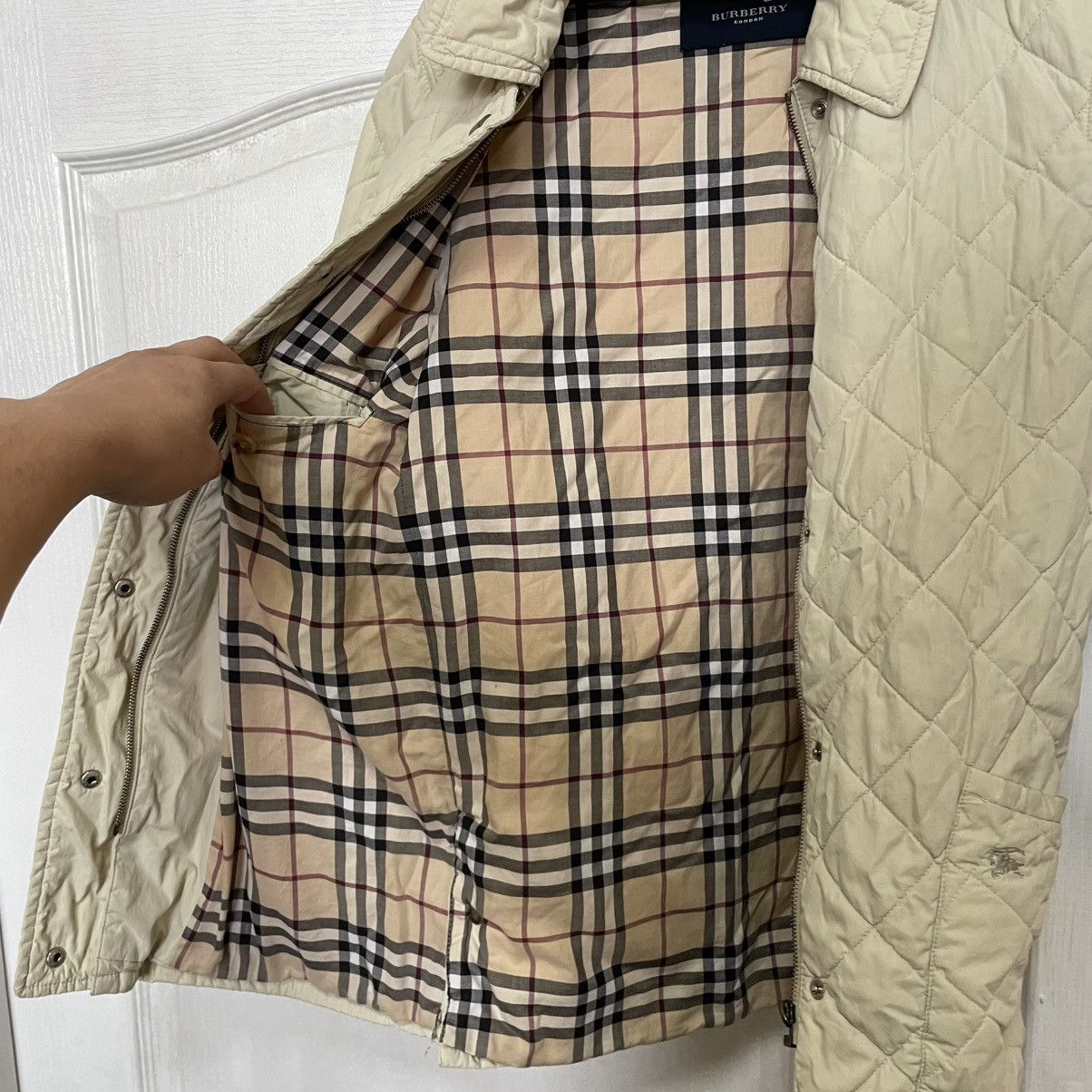 Burberry × Vintage Burberry quilted jacket 90s bomber coat trench old nova Size S / US 4 / IT 40 - 3 Thumbnail