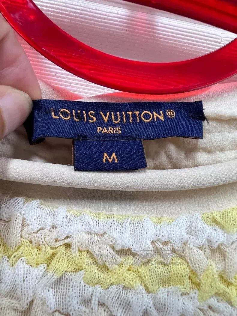 Louis Vuitton Louis Vuitton Yellow pleated knit stripe short sleeve Size M / US 6-8 / IT 42-44 - 3 Thumbnail
