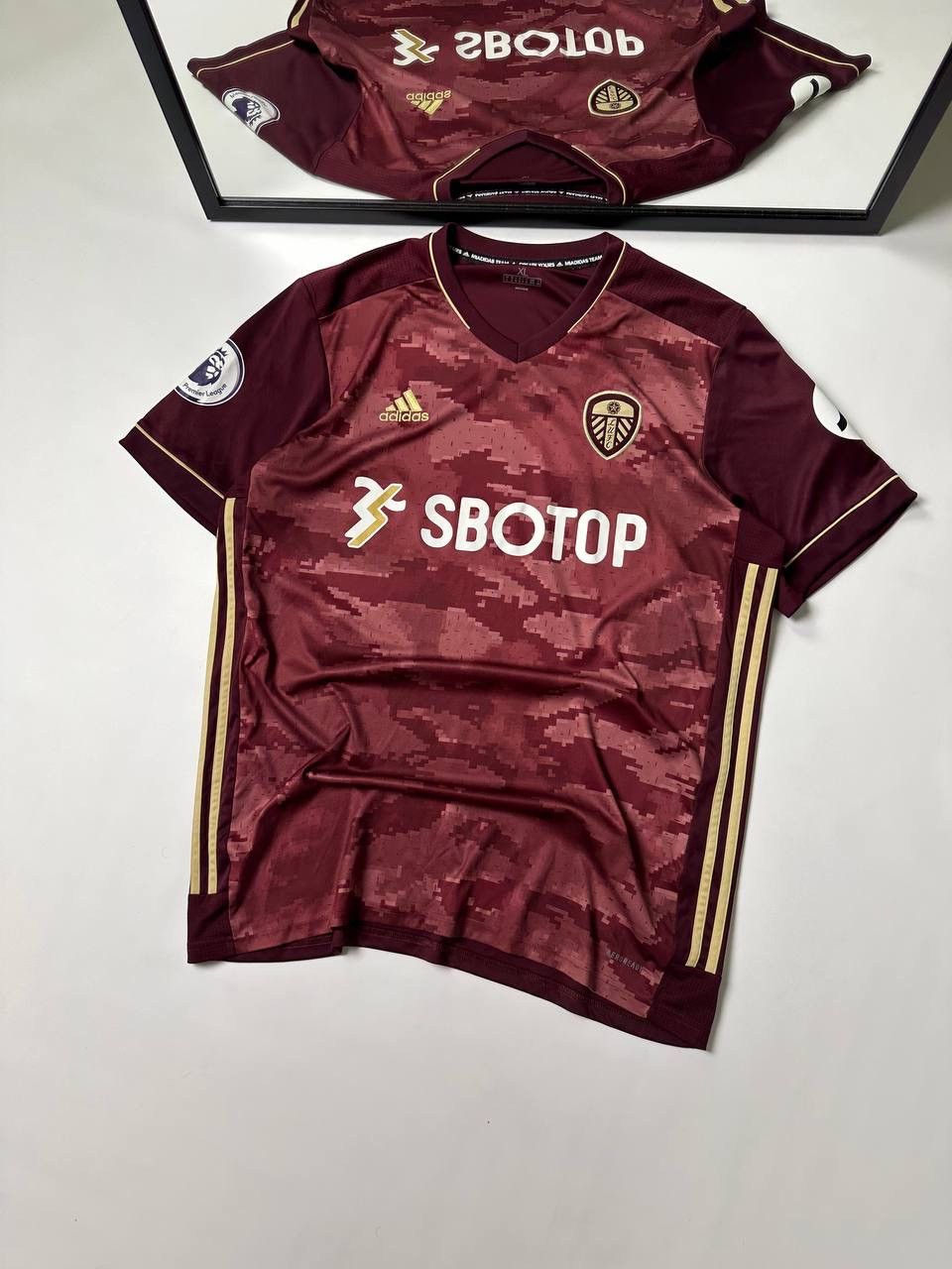 Other Leeds United 2020-21 Third Football Soccer Jersey Adidas Size US XL / EU 56 / 4 - 1 Thumbnail