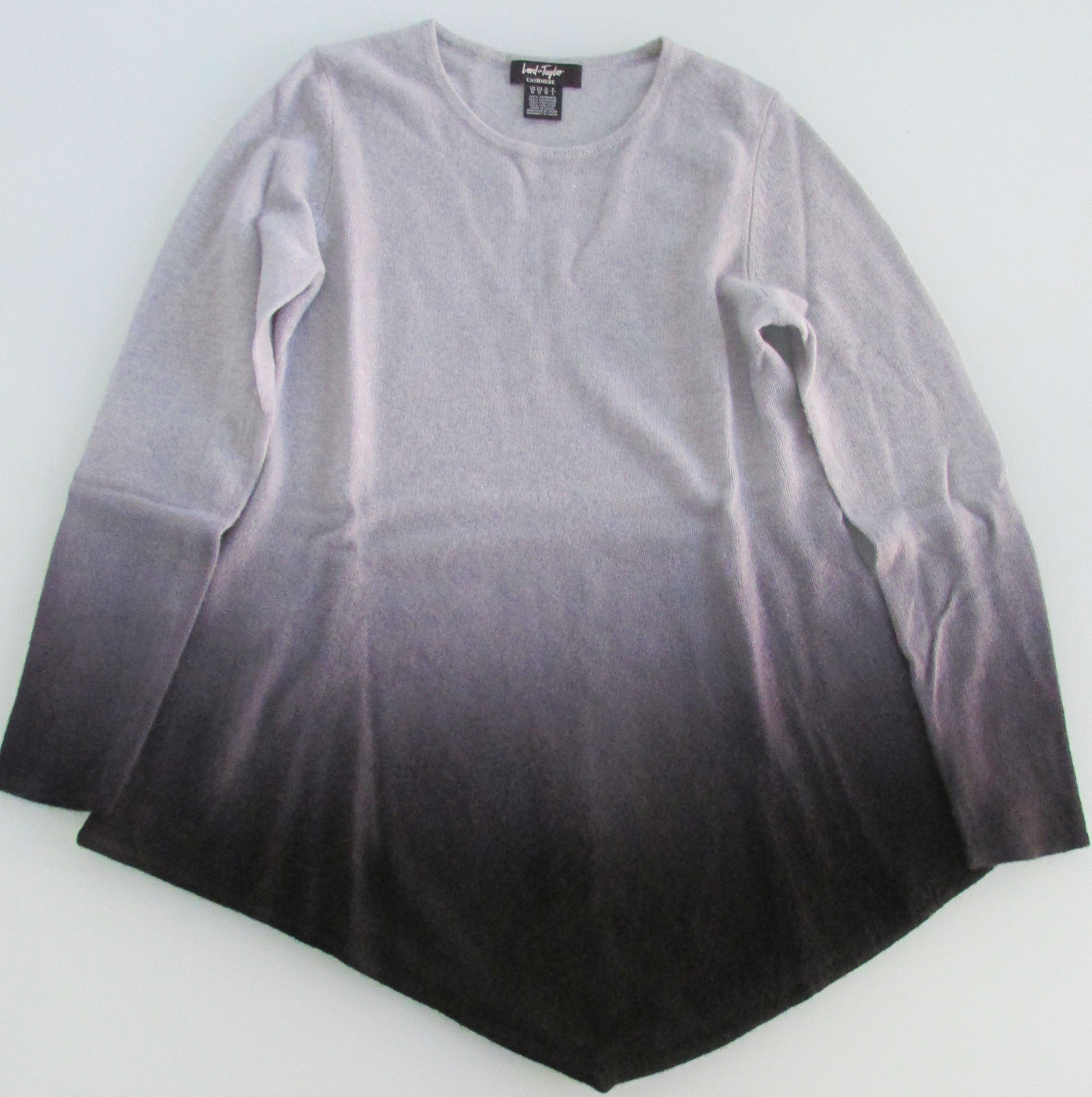 Lord & Taylor Lord & Taylor Women's Cashmere V-Neck Sweaters Size Medium Size M / US 6-8 / IT 42-44 - 1 Thumbnail
