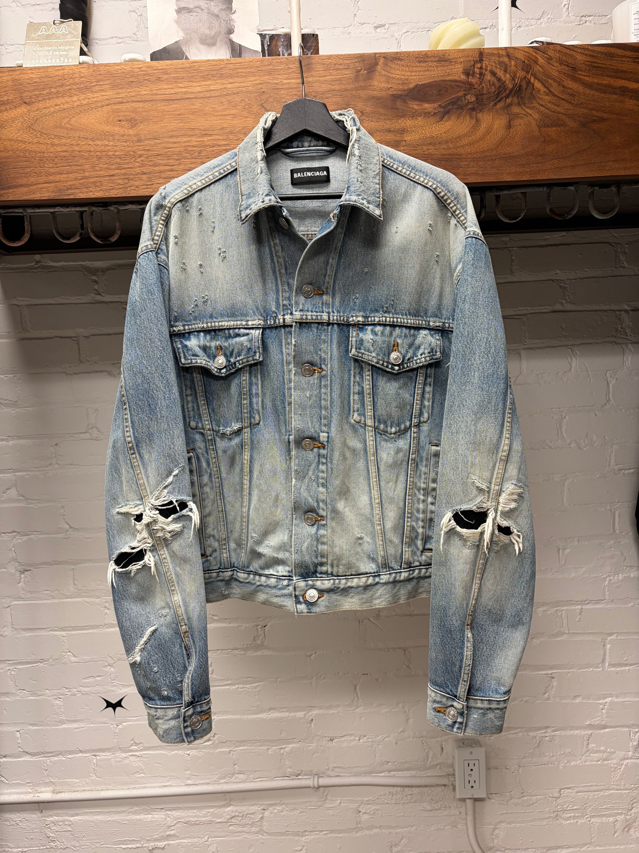 Balenciaga AW2020 Balenciaga ‘Thrash Distressed’ Repaired Blue Denim Trucker Jacket Size US S / EU 44-46 / 1 - 1 Thumbnail