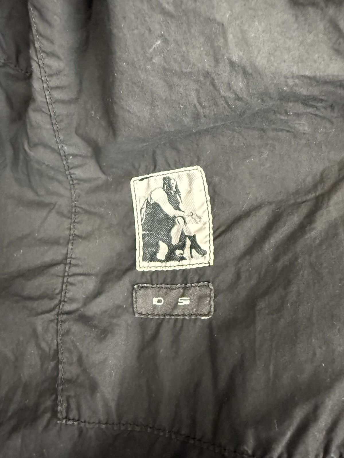Rick Owens Drkshdw Rick Owen’s darkshadow waxed fishtail parka Size US S / EU 44-46 / 1 - 6 Thumbnail