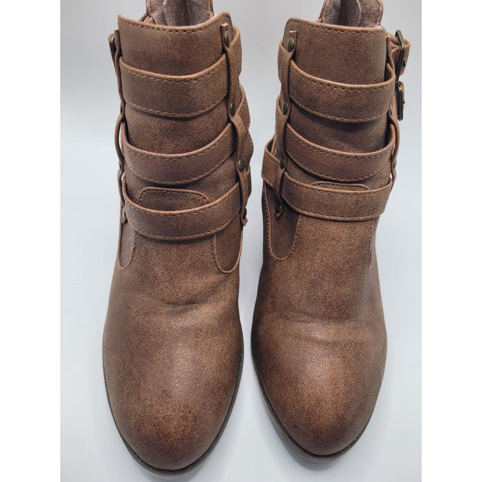 Forever 21 Forever Womens Ankle Boots Zip Brown 2" heel Buckles Sz 8.5 Size US 8.5 / IT 38.5 - 2 Thumbnail