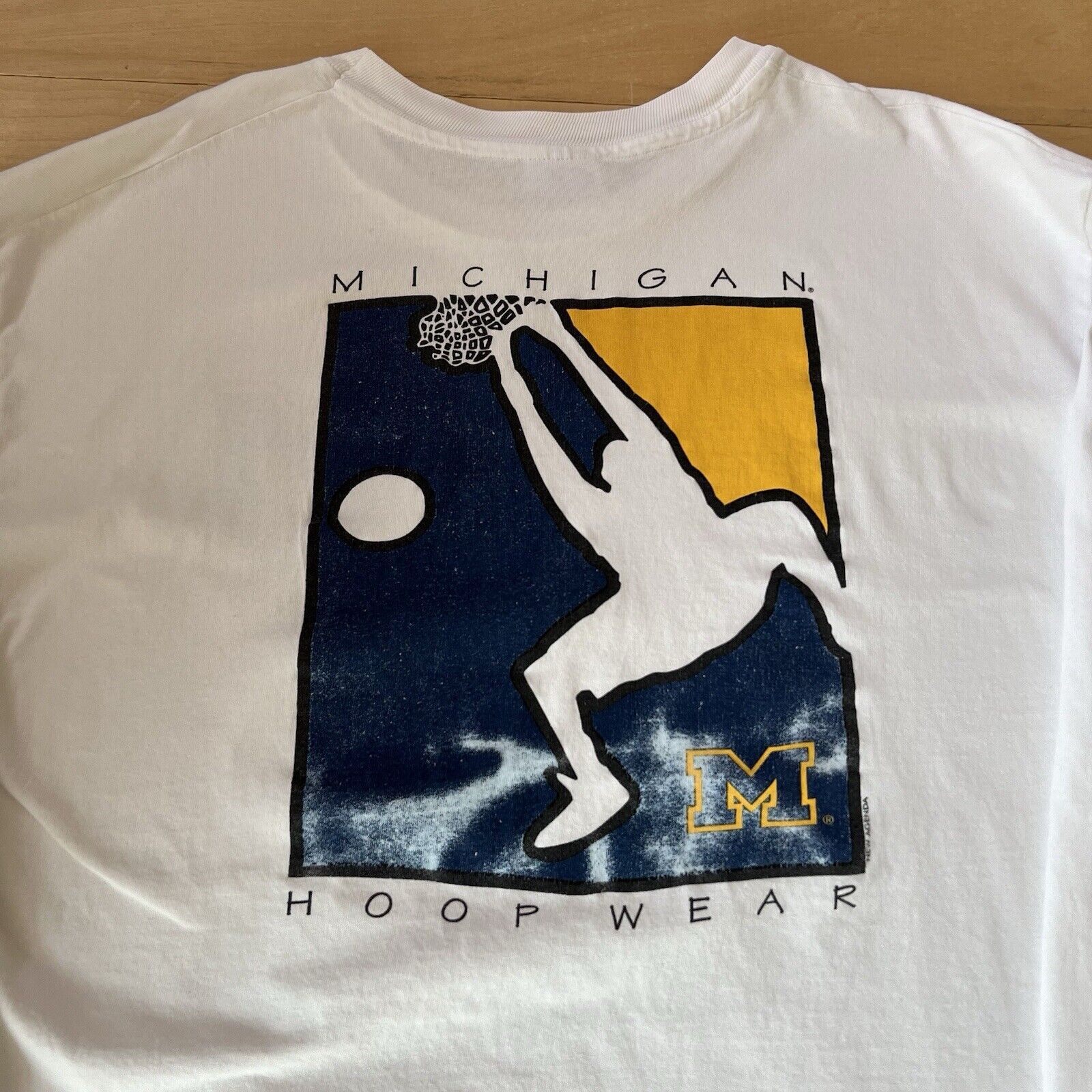 Vintage Vintage Michigan Wolverines Basketball Shirt XL White 90s Size US XL / EU 56 / 4 - 8 Thumbnail