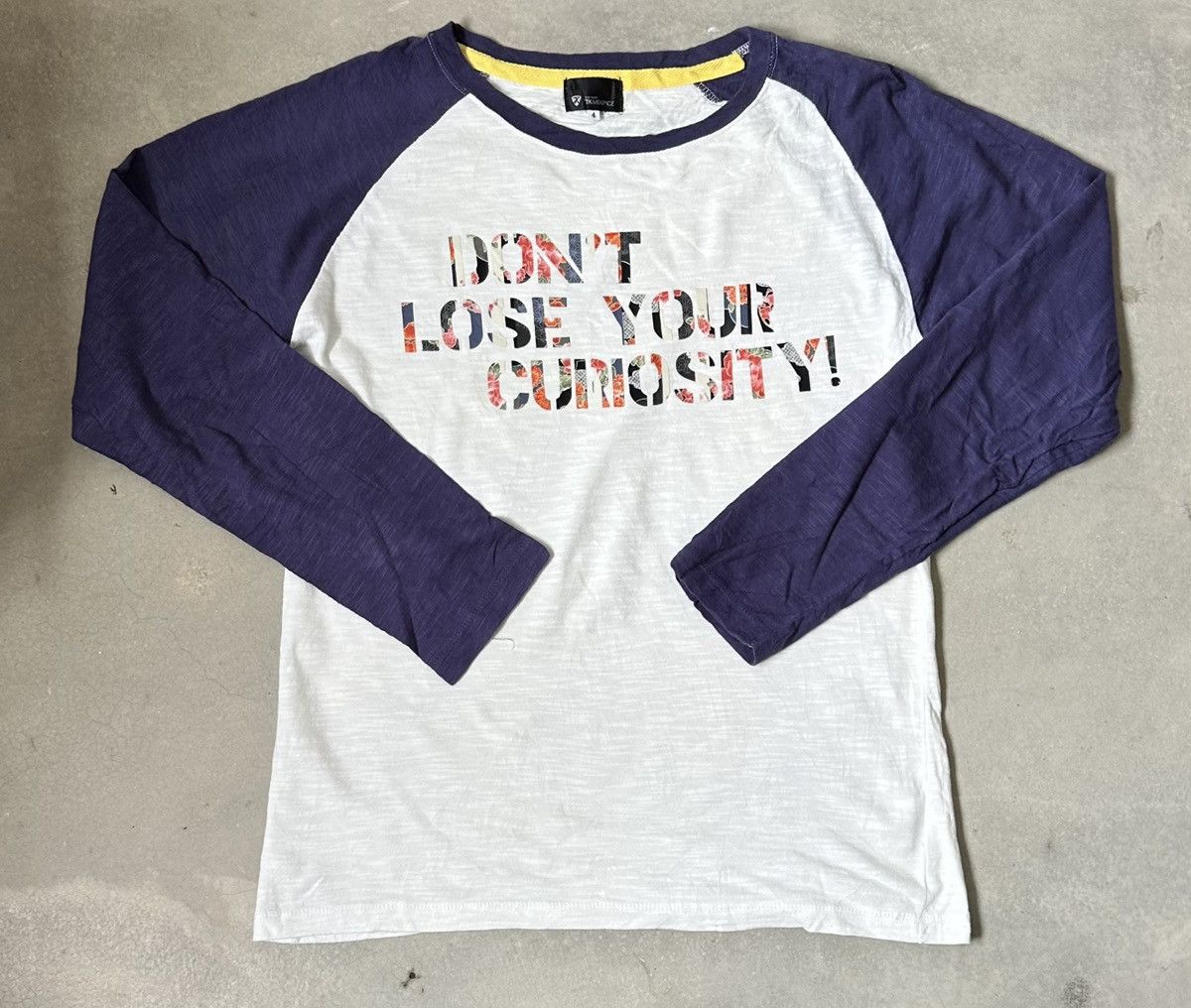 Takeo Kikuchi TK DONT LOSE YOUR CURIOSITY! JAPAN POEMS RAGLAN TEE Size US M / EU 48-50 / 2 - 1 Thumbnail