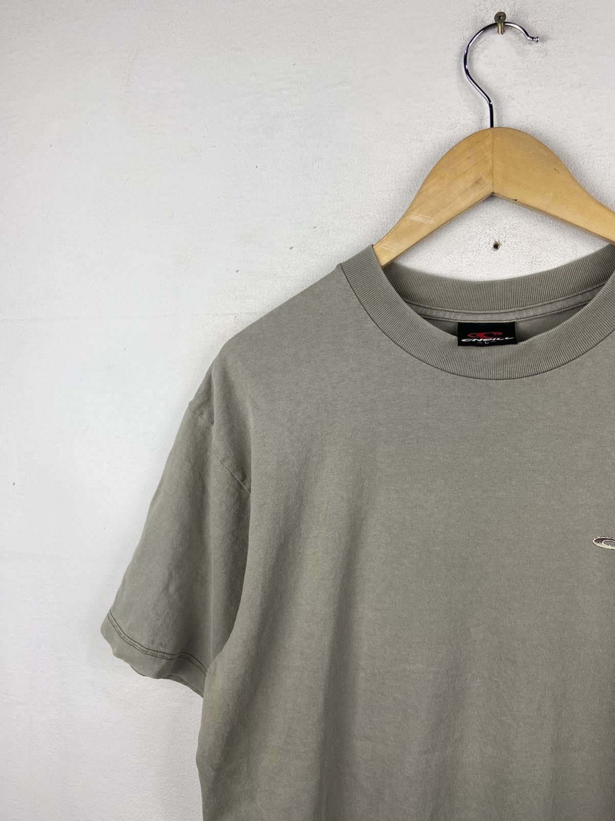 O'Neill × Vintage ❤️‍🔥SEND OFFER ❤️‍🔥 ONEILL SURF TEE Size US L / EU 52-54 / 3 - 7 Thumbnail