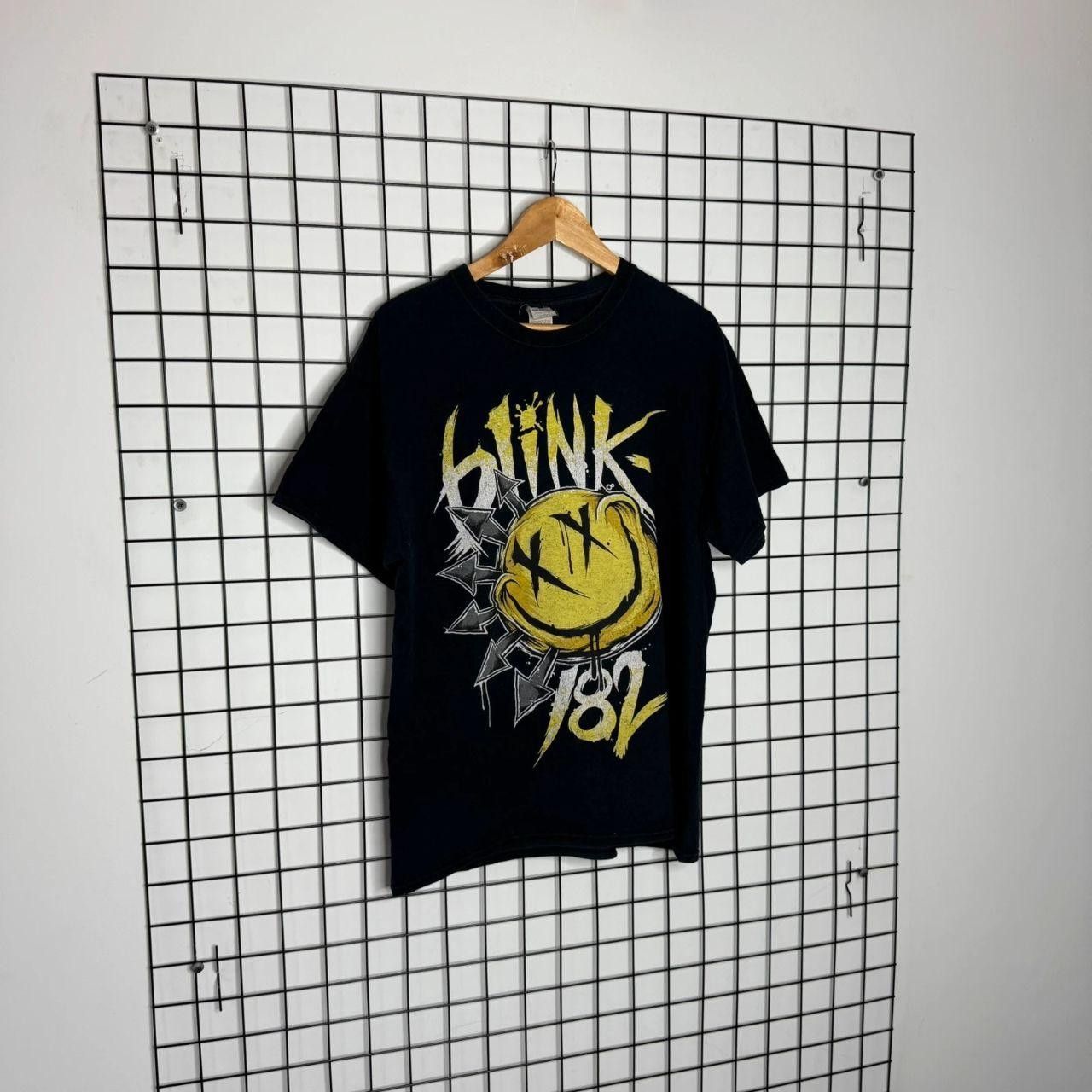 Vintage Blink T shirt Tee Graphic Band Tee Black Grey Size US L / EU 52-54 / 3 - 2 Thumbnail