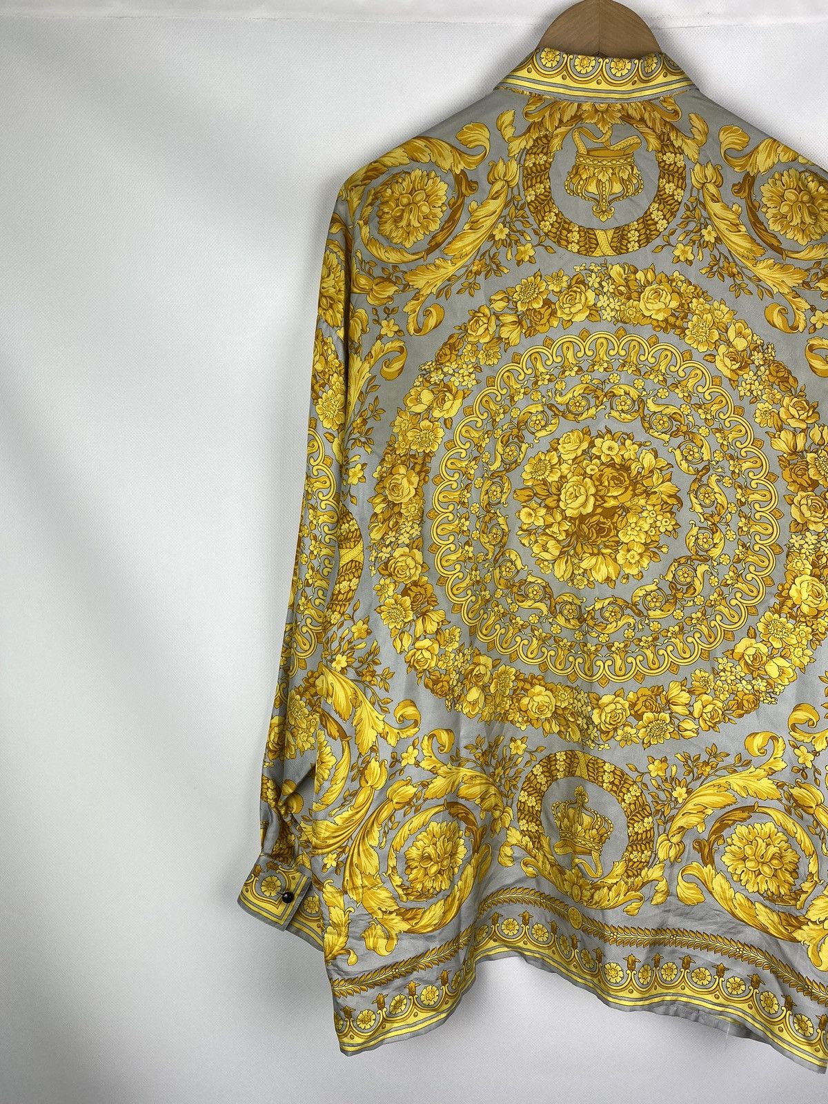 Versace Gianni Versace 90s Barocco pattern silk button up shirt Size US L / EU 52-54 / 3 - 15 Thumbnail