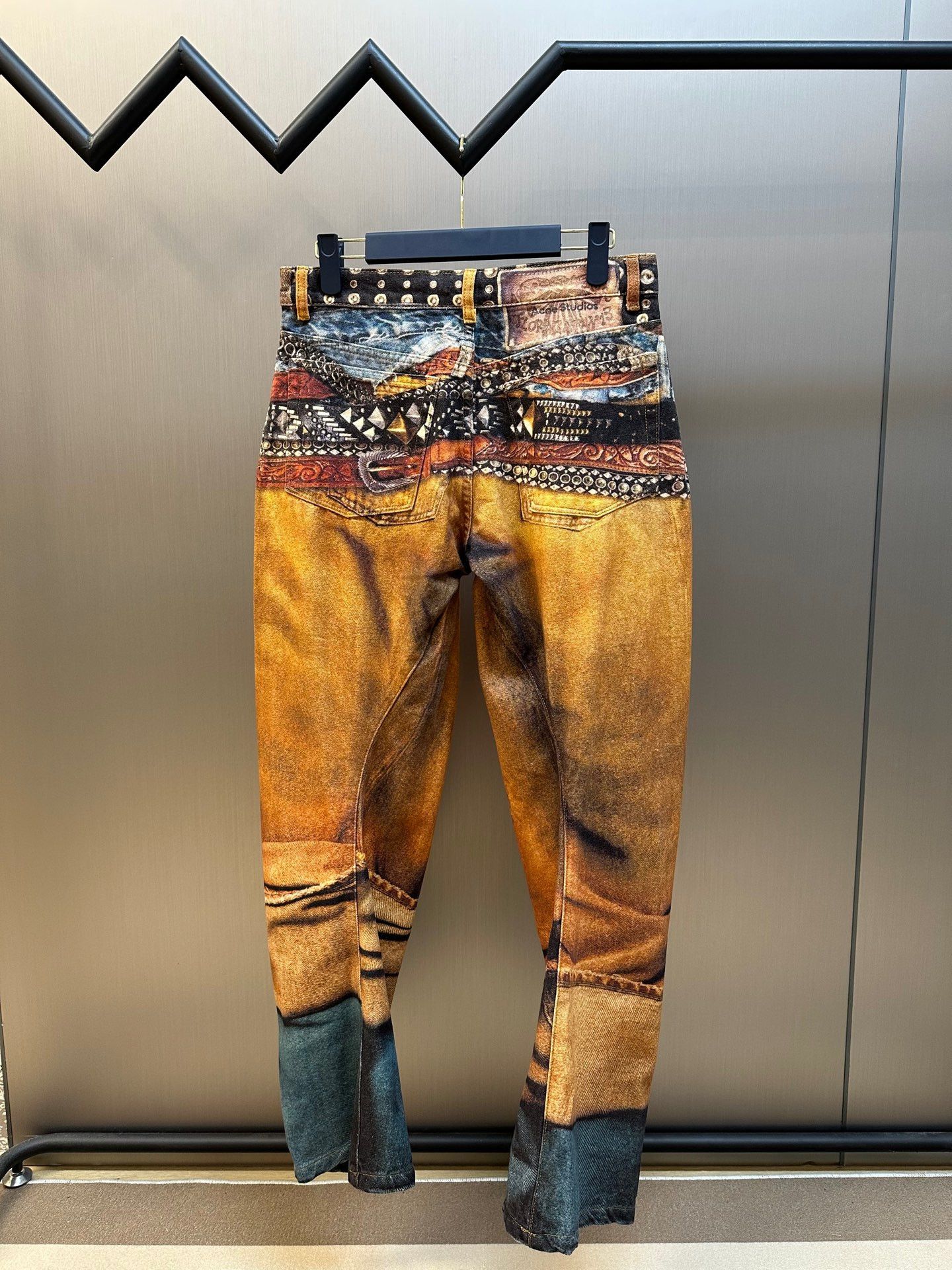Dolce & Gabbana × Vintage Micro horn trendy jeans, light luxury jeans Size US 36 / EU 52 - 4 Thumbnail