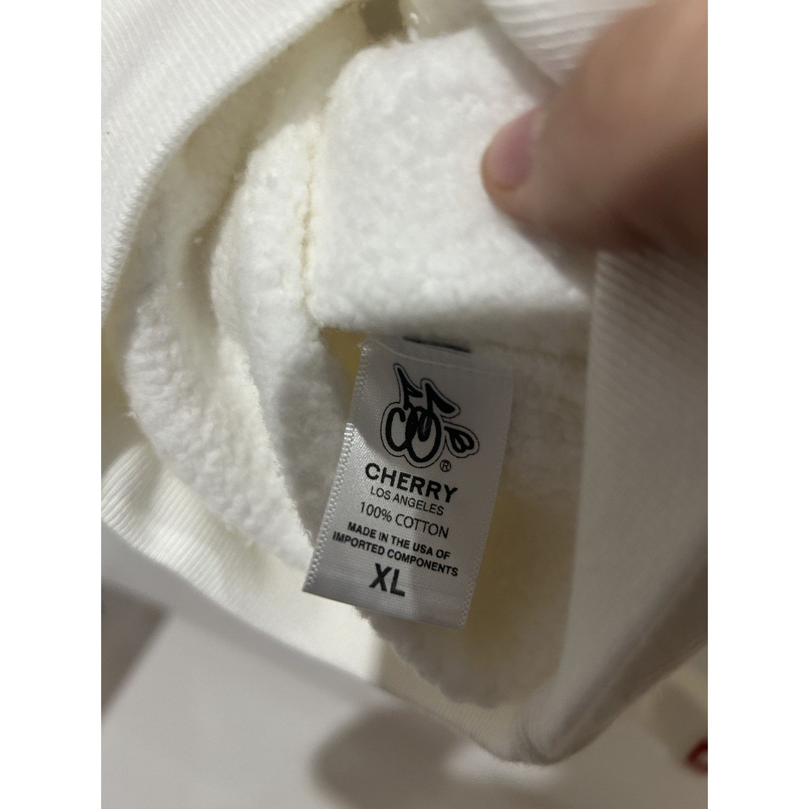 Cherry LA CHERRY AMERICAN WHITE CREWNECK SWEATSHIRT SIZE XL NEW Size US XL / EU 56 / 4 - 8 Thumbnail