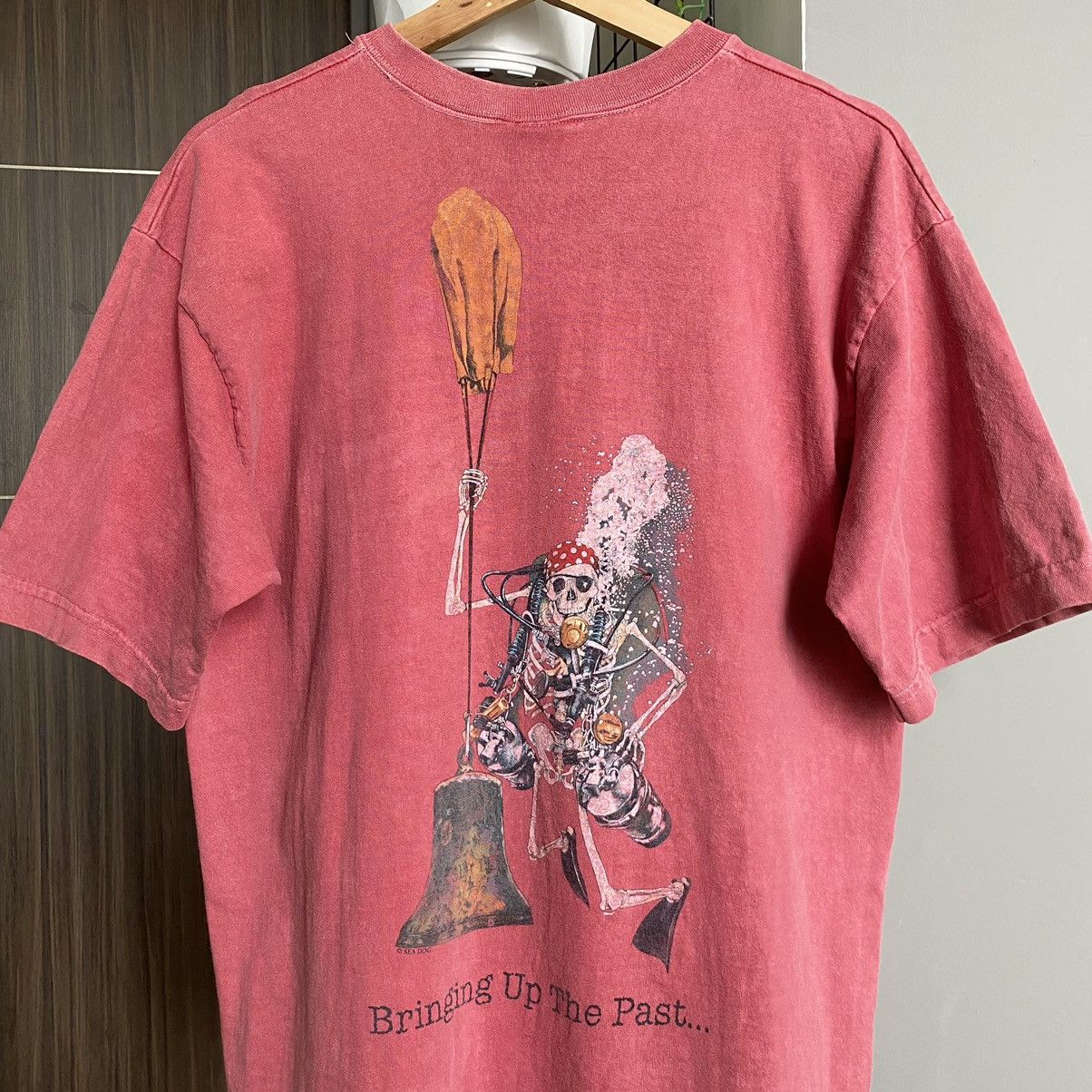 Vintage Thrashed Faded Vintage 90s Bonafide Seadog ERD GRUNGE TEE Size US L / EU 52-54 / 3 - 3 Thumbnail