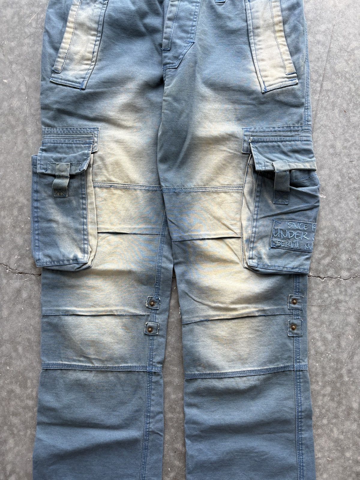 Vintage Vintage Y2K Baggy Cargo Pants Faded Skater 32x32 Size US 32 / EU 48 - 2 Thumbnail
