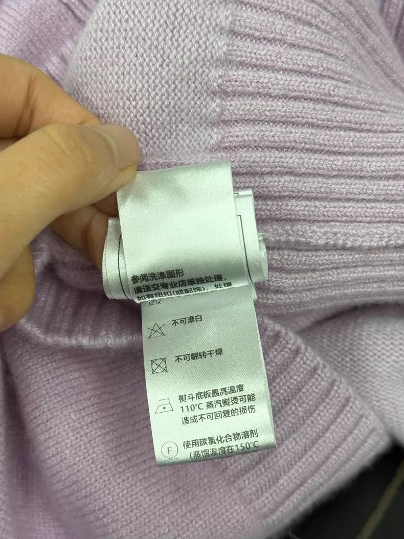Chanel Chanel Pink V-neck cashmere dress Size XS / US 0-2 / IT 36-38 - 7 Thumbnail