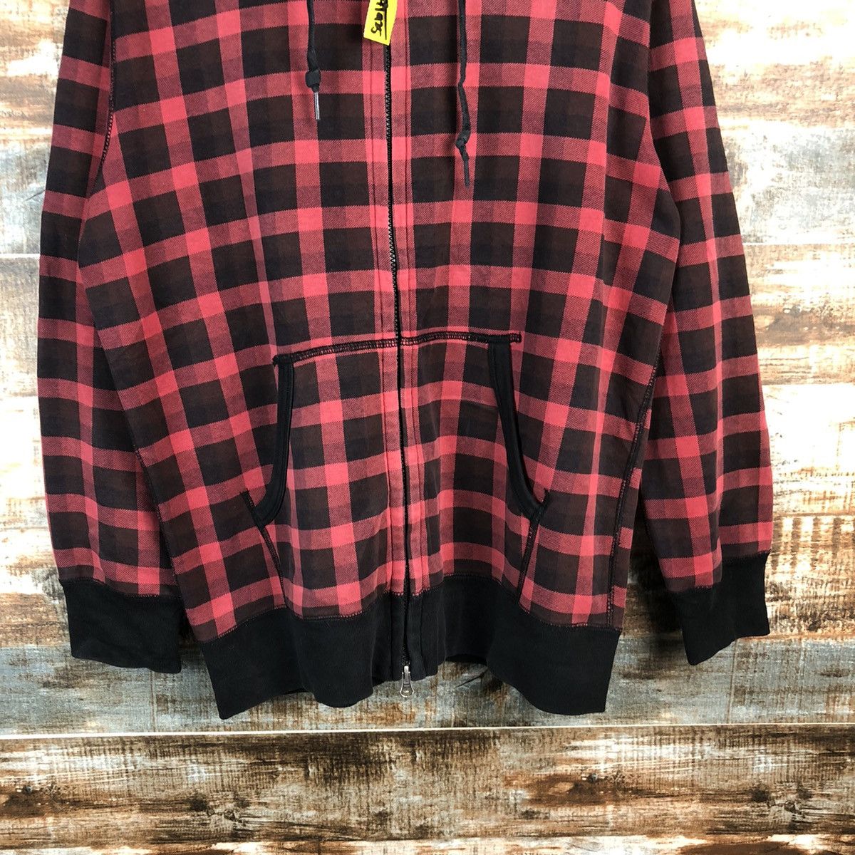 Uniqlo Uniqlo Checkred Red Hoodie #A1925 Size US M / EU 48-50 / 2 - 6 Thumbnail
