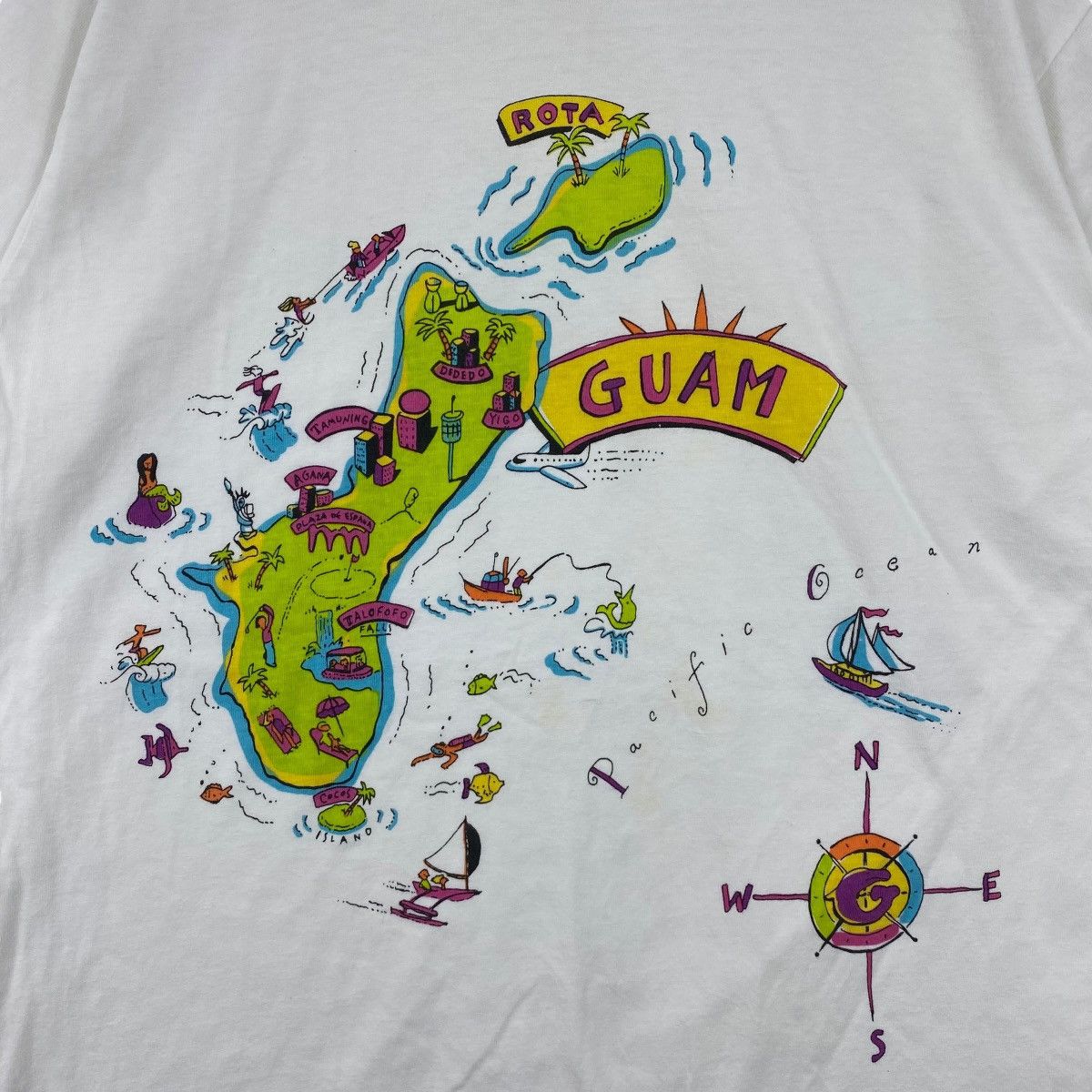 Vintage Vintage 90's GUAM Tumon Bay Traders Graphic Tee Shirt Size US S / EU 44-46 / 1 - 2 Thumbnail
