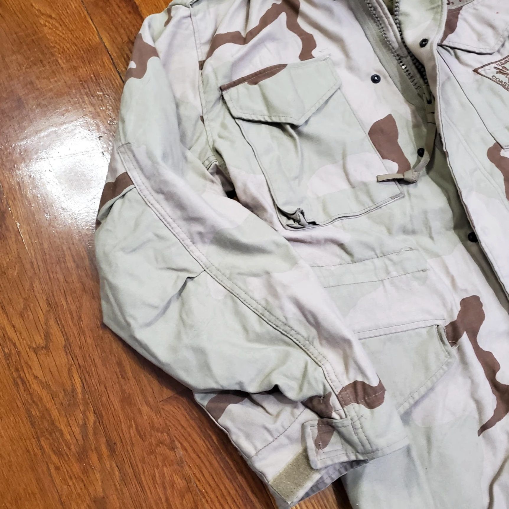 Vintage VINTAGE U.S. NAVY JACKET Coat Desert Camouflage Field Cold Weather Navy Patch Military Size US S / EU 44-46 / 1 - 2 Thumbnail