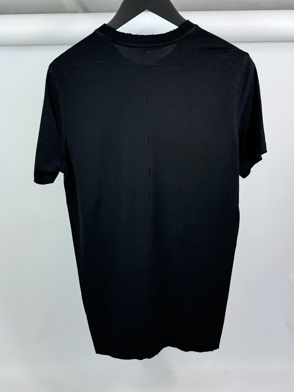 Givenchy LOGO PATCH DISTRESSED T-SHIRT Size US S / EU 44-46 / 1 - 2 Thumbnail